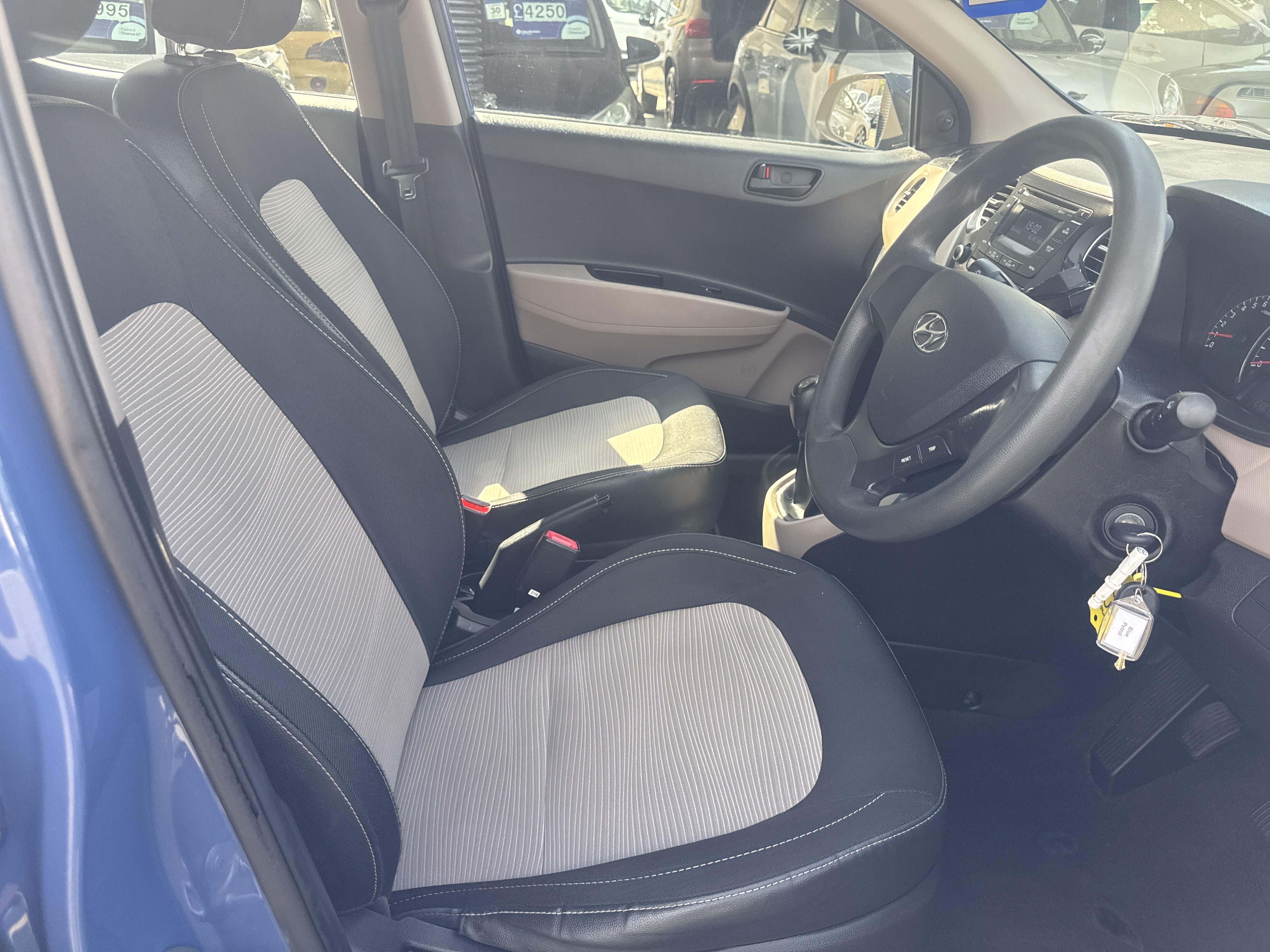 Hyundai I10 S AIR  for sale at Mike Howlin Motor Sales Pembrokeshire