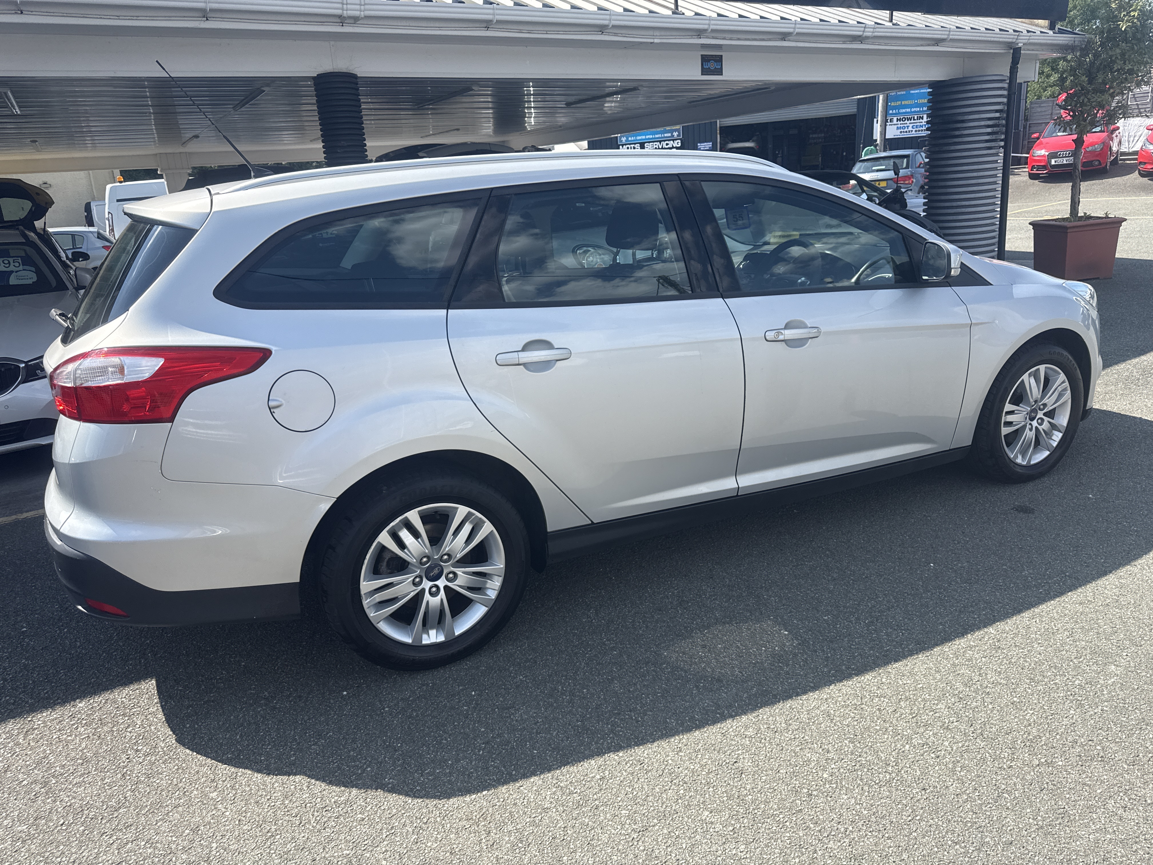 Ford FOCUS EDGE TDCI 115 for sale at Mike Howlin Motor Sales Pembrokeshire