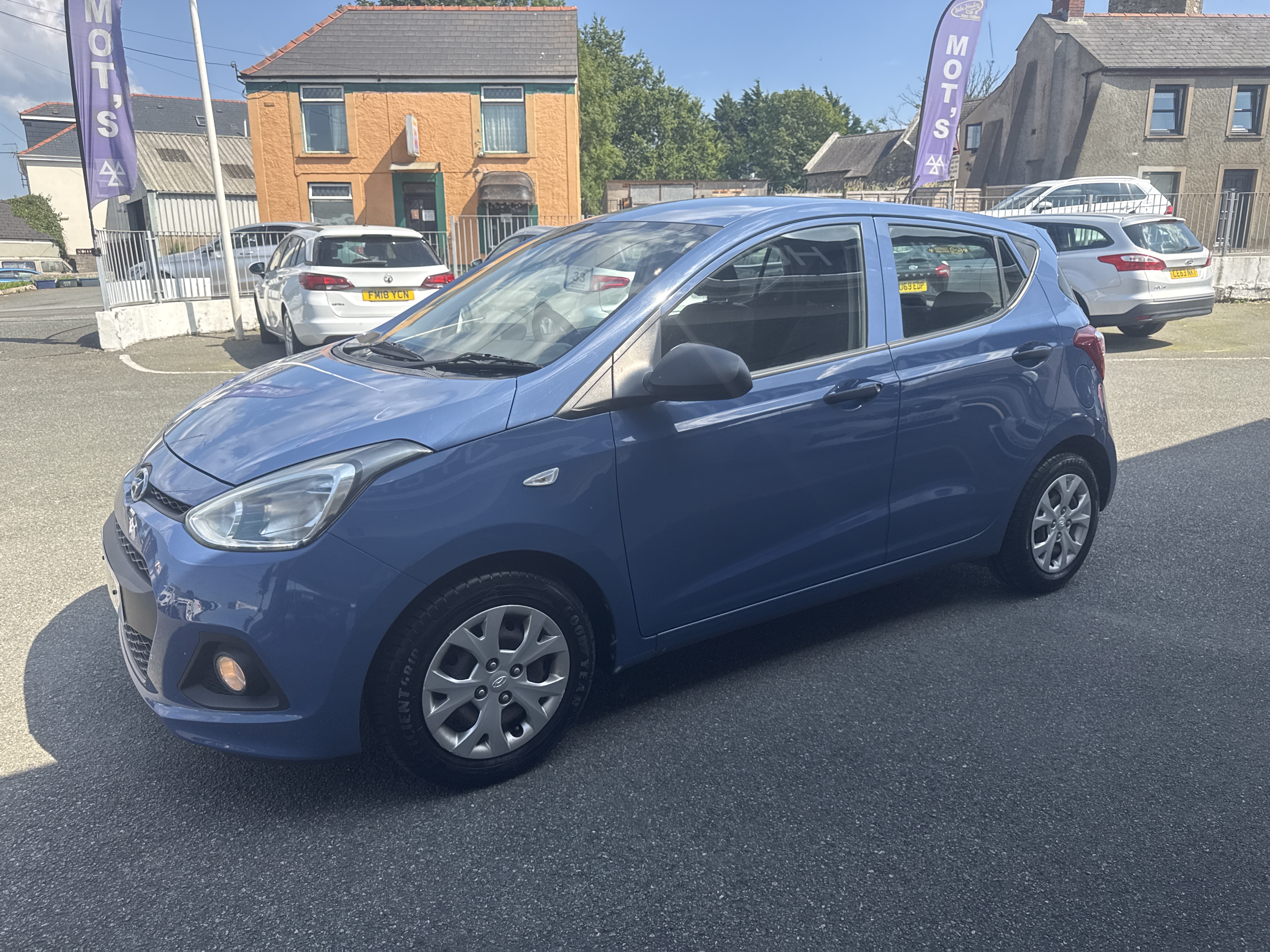 Hyundai I10 S AIR  for sale at Mike Howlin Motor Sales Pembrokeshire