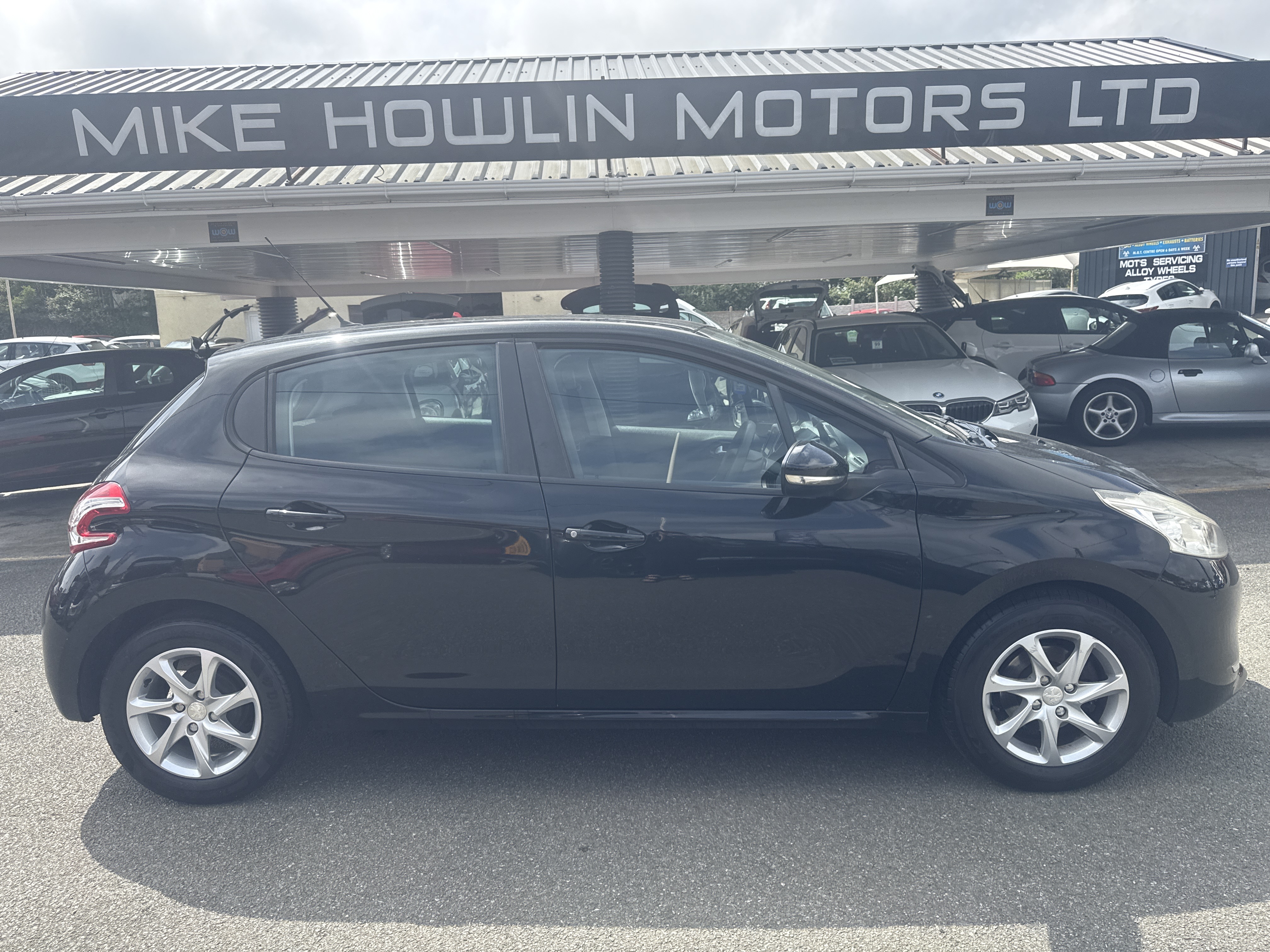 Peugeot 208 VTI ACTIVE  for sale at Mike Howlin Motor Sales Pembrokeshire