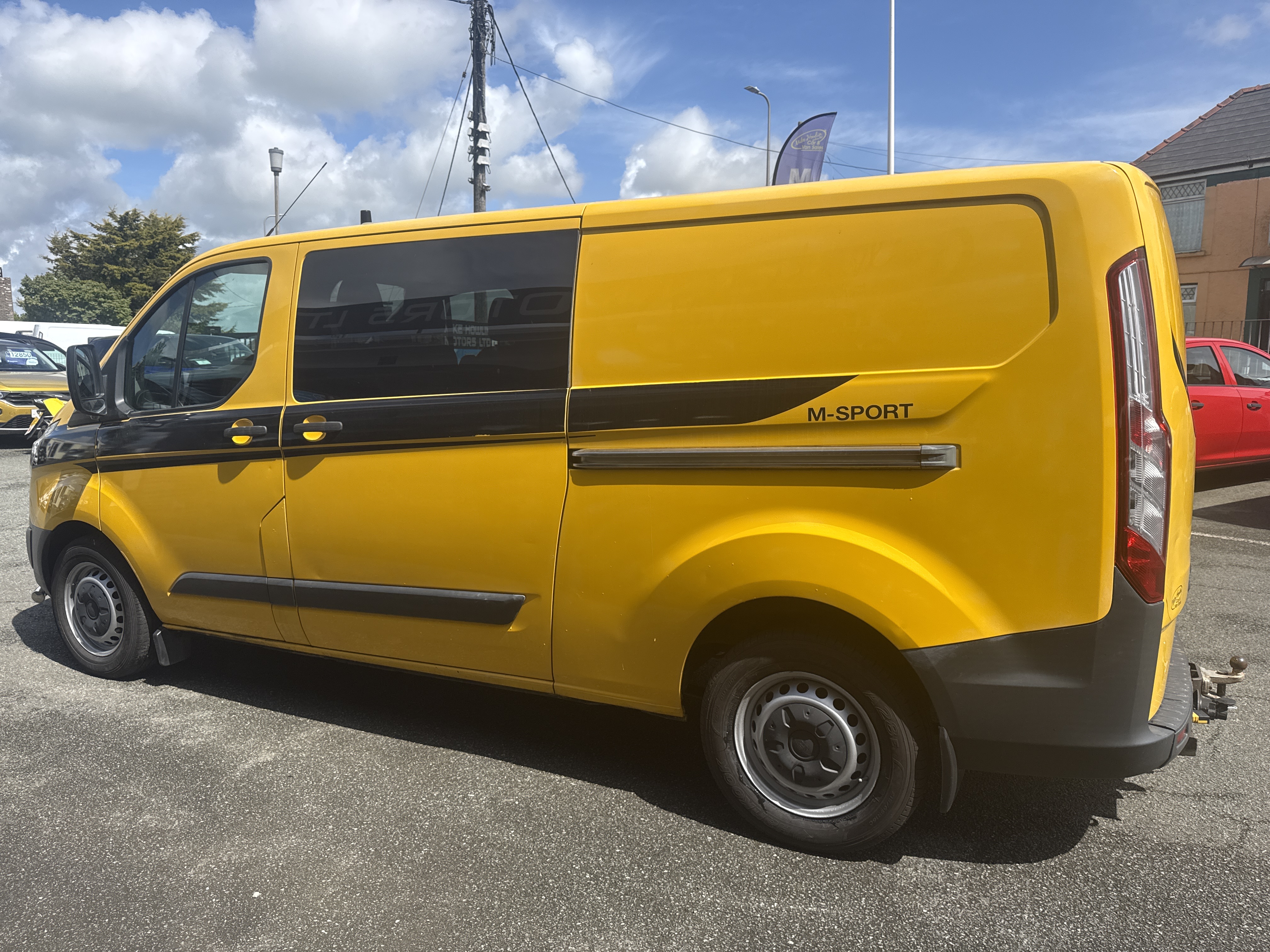 Ford TRANSIT CUSTOM CREWCAB TDI for sale at Mike Howlin Motor Sales Pembrokeshire