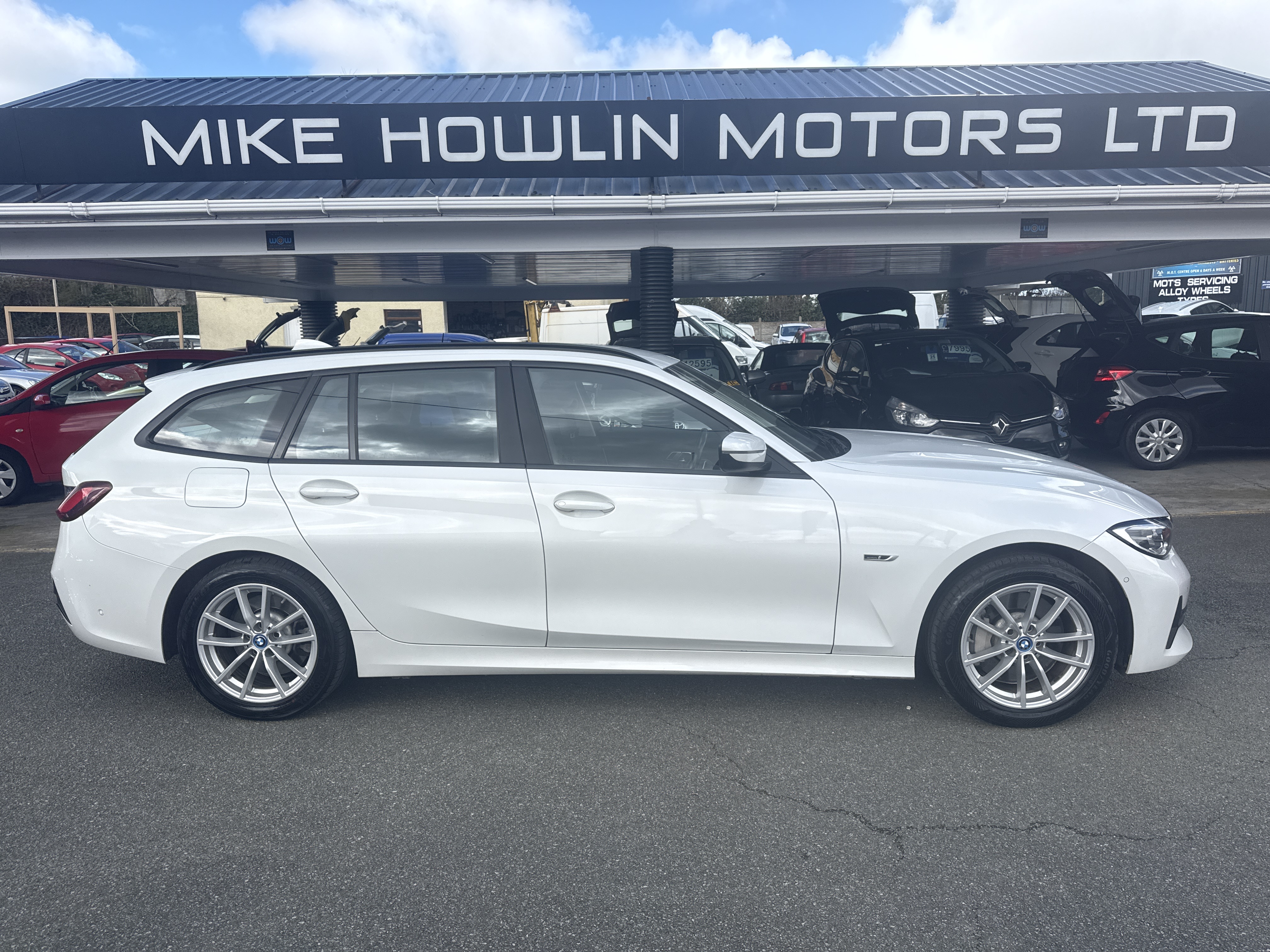 BMW 330 E T SE PRO for sale at Mike Howlin Motor Sales Pembrokeshire