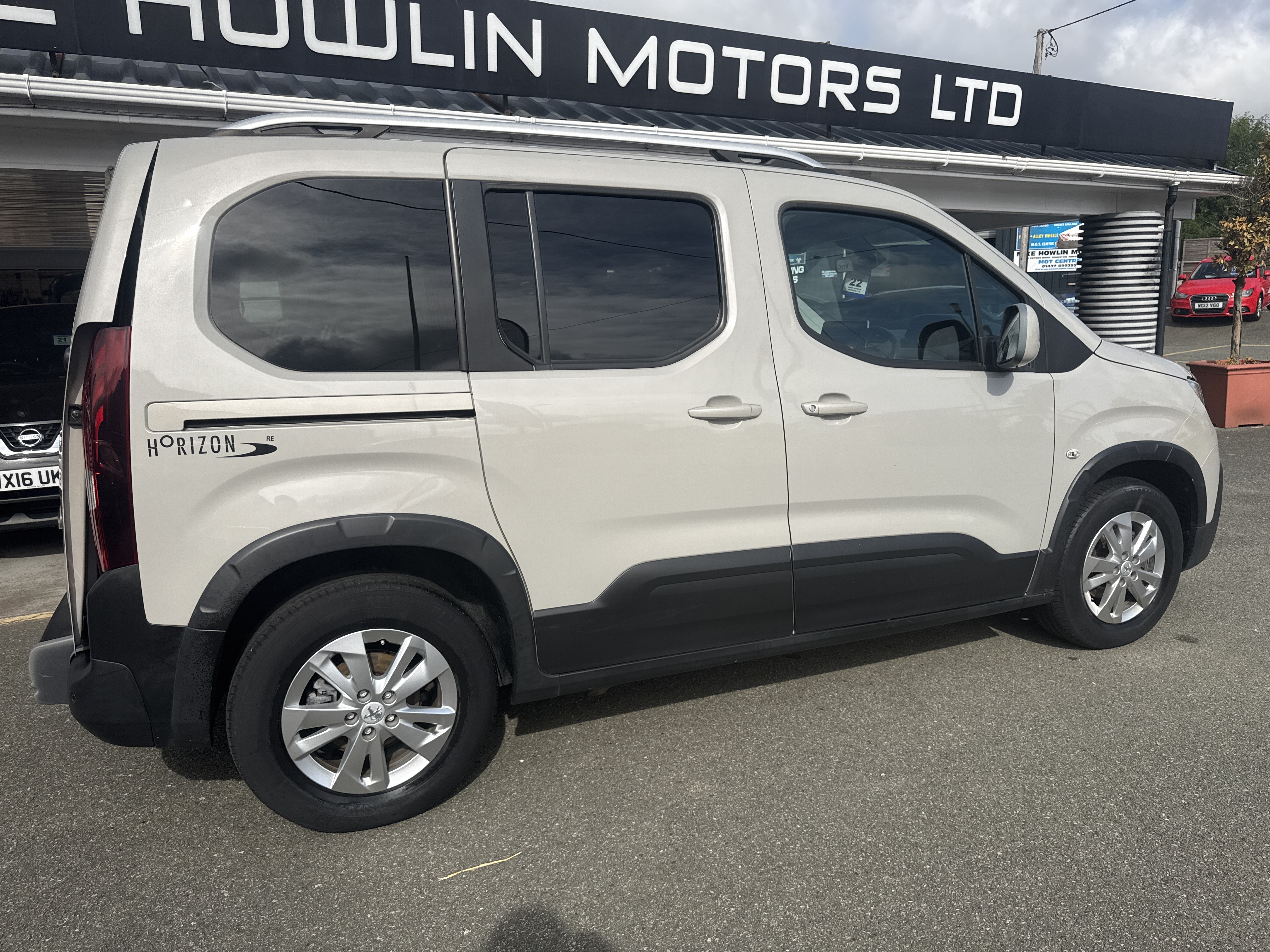 Peugeot RIFTER BLUE HDI ALLURE 100 for sale at Mike Howlin Motor Sales Pembrokeshire