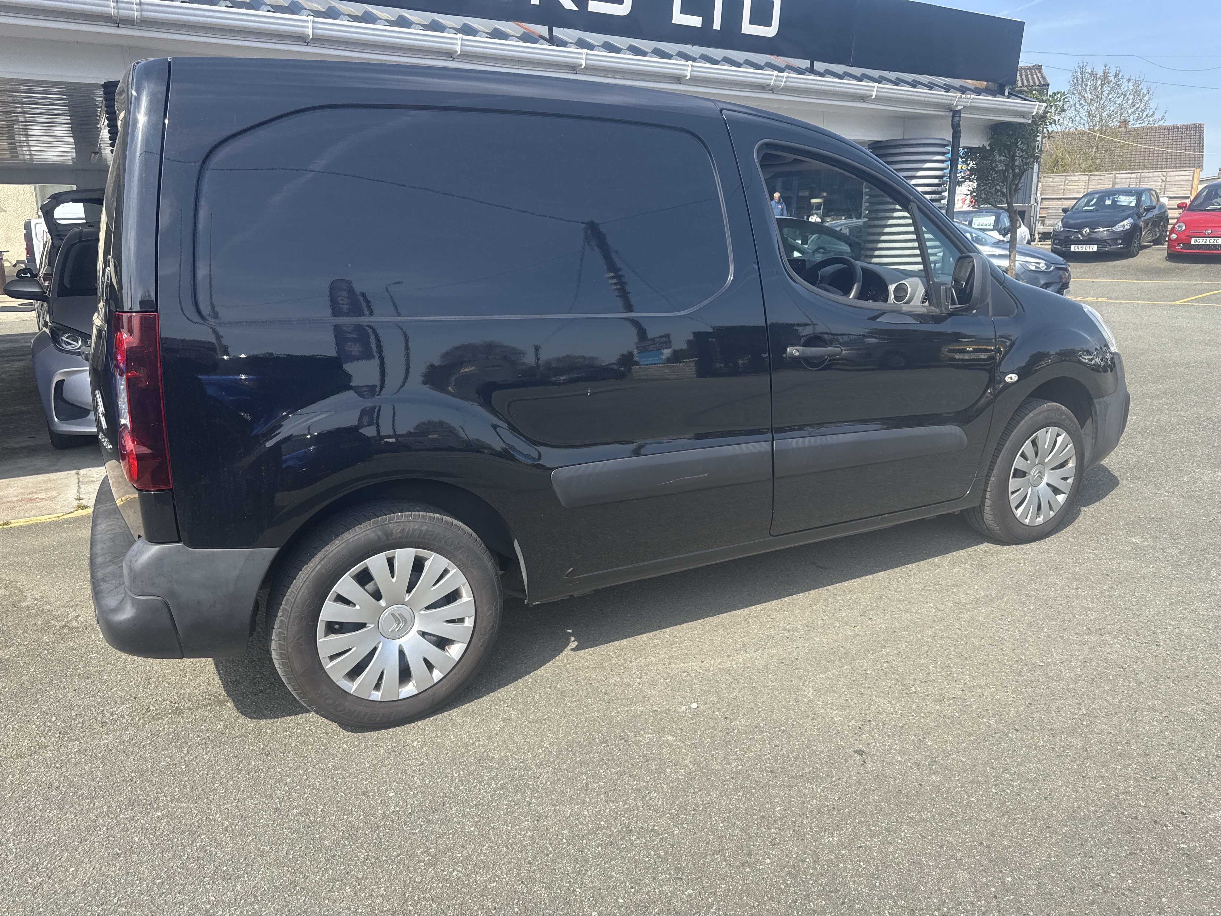 Citroen BERLINGO 75 L1 BLUE HDI ENTERPRISE  for sale at Mike Howlin Motor Sales Pembrokeshire