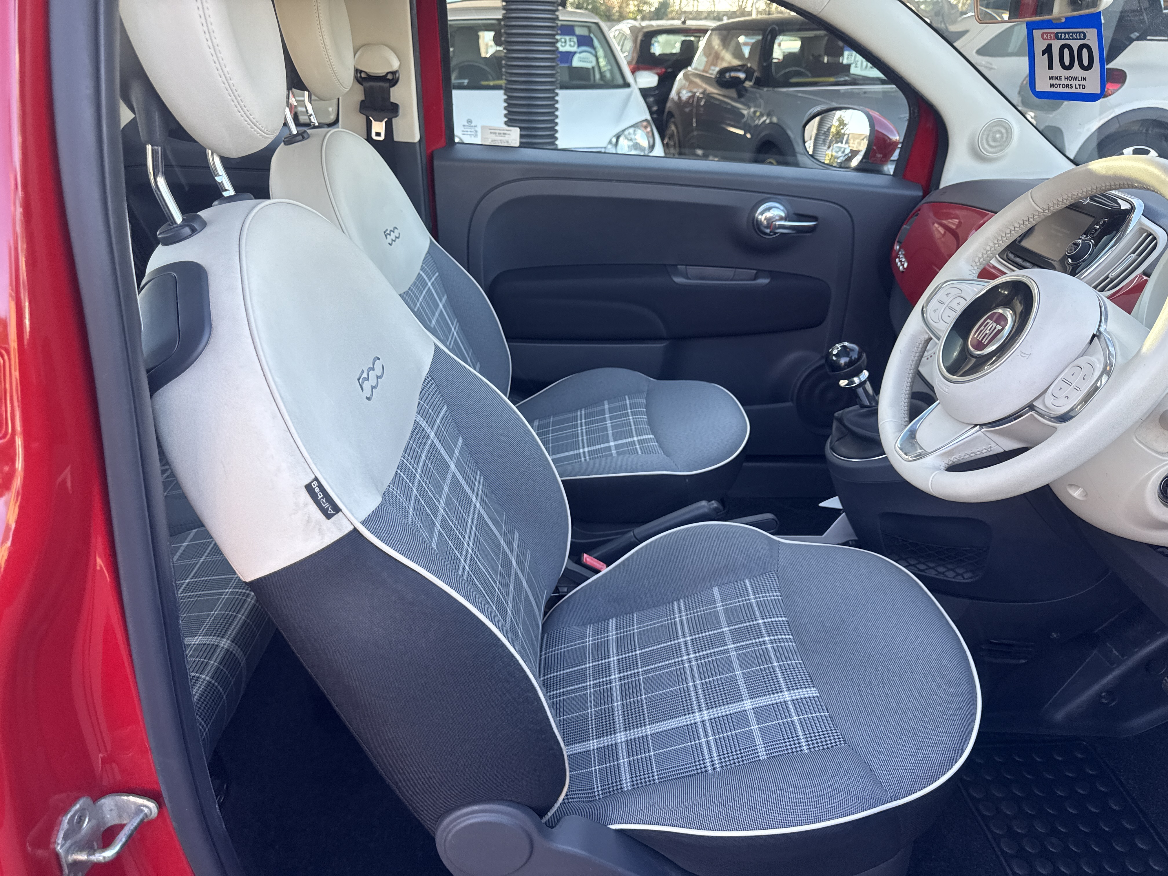 Fiat 500 LOUNGE for sale at Mike Howlin Motor Sales Pembrokeshire
