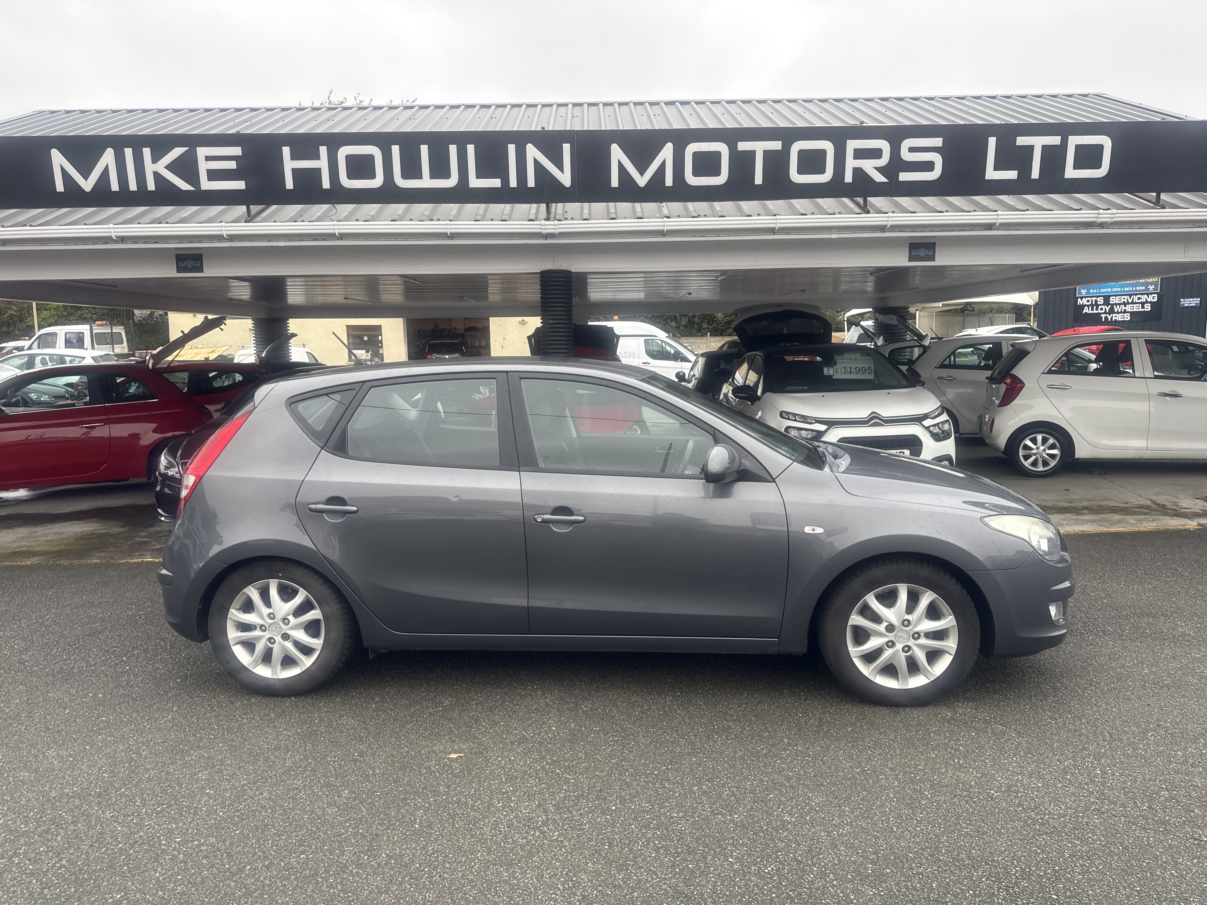 Hyundai I30 STYLE for sale at Mike Howlin Motor Sales Pembrokeshire