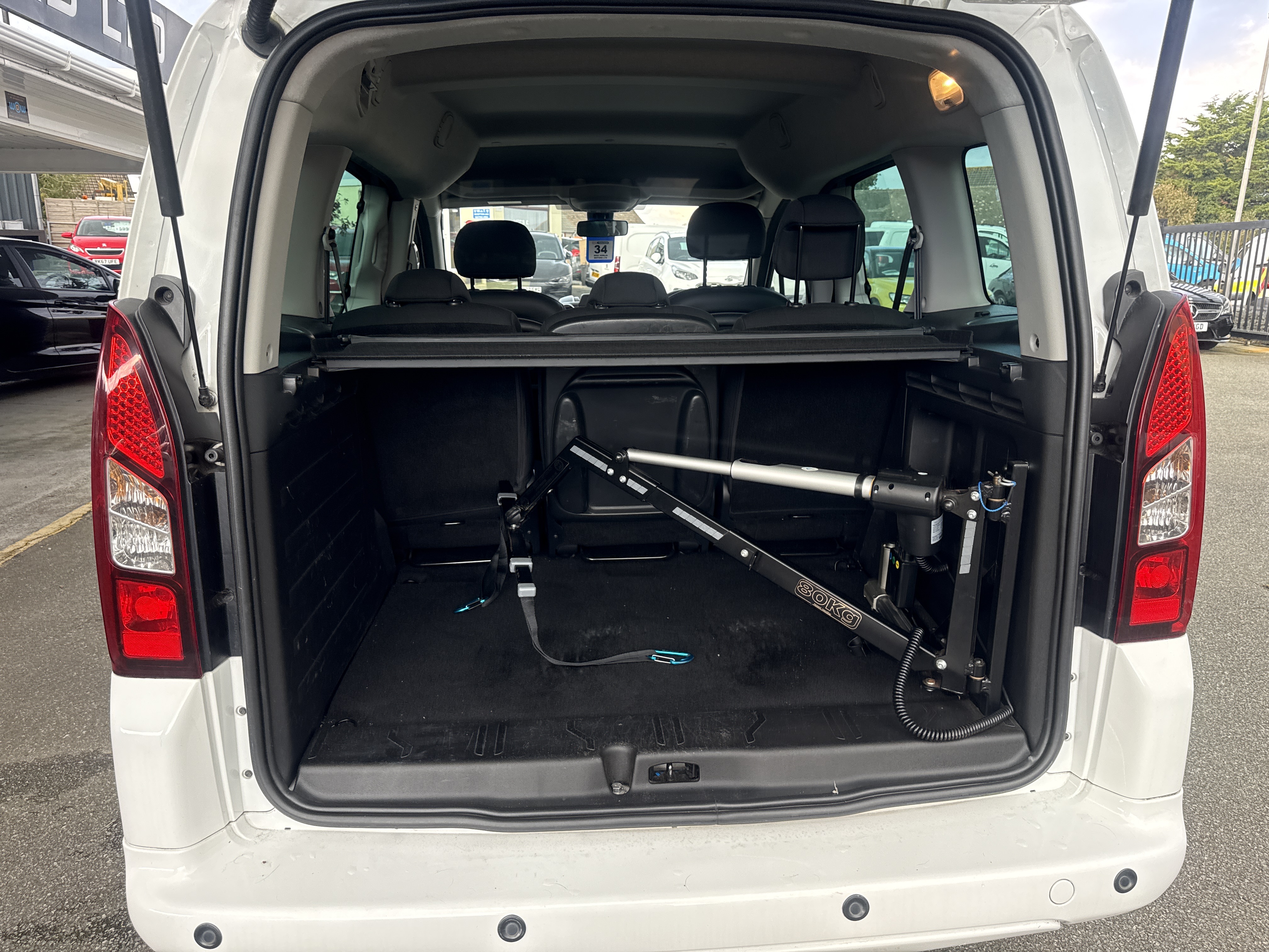 Citroen BERLINGO  FLAIR BLUE HDI (DIESEL) for sale at Mike Howlin Motor Sales Pembrokeshire
