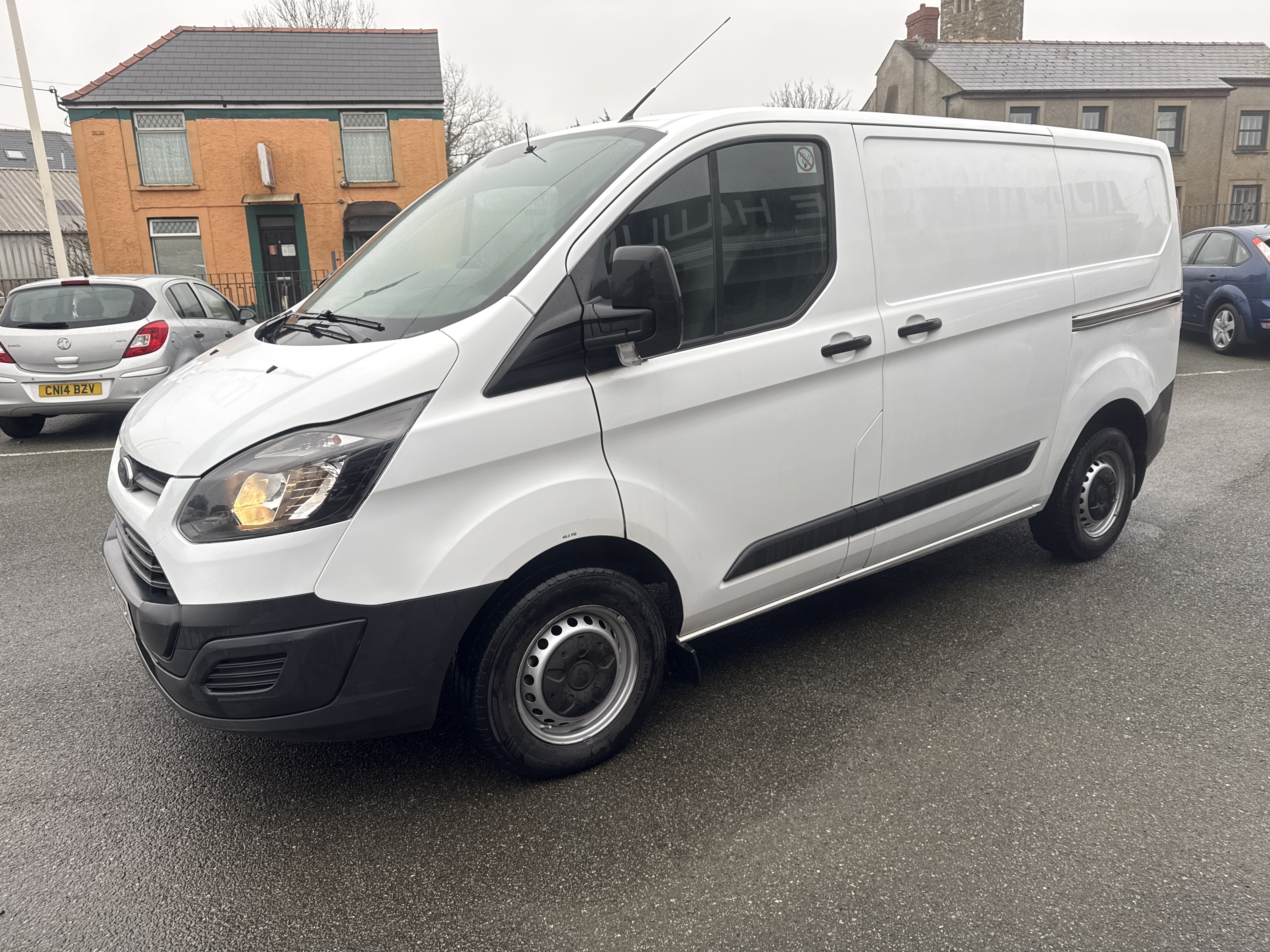 Ford TRANSIT CUSTOM 310 TDI for sale at Mike Howlin Motor Sales Pembrokeshire