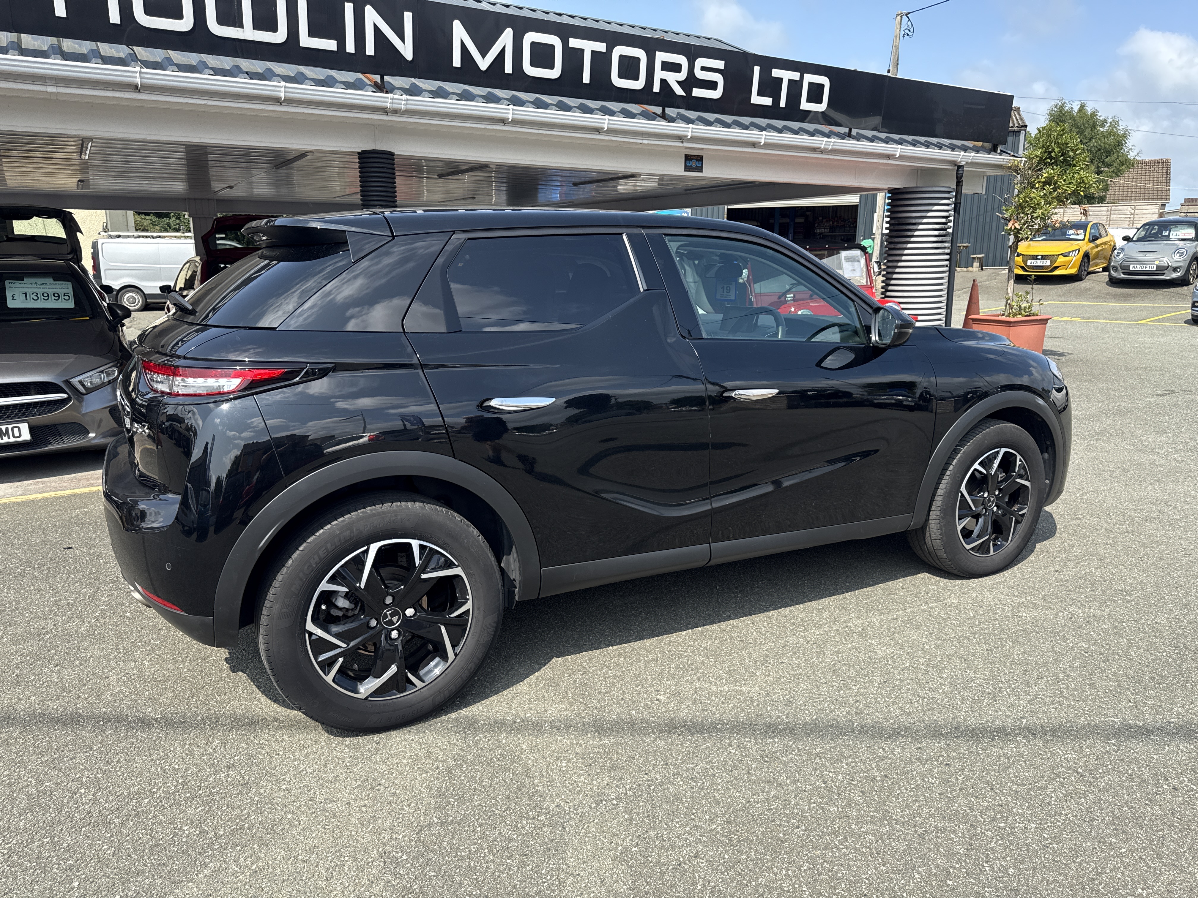 Citroen DS3 CROSSBACK for sale at Mike Howlin Motor Sales Pembrokeshire