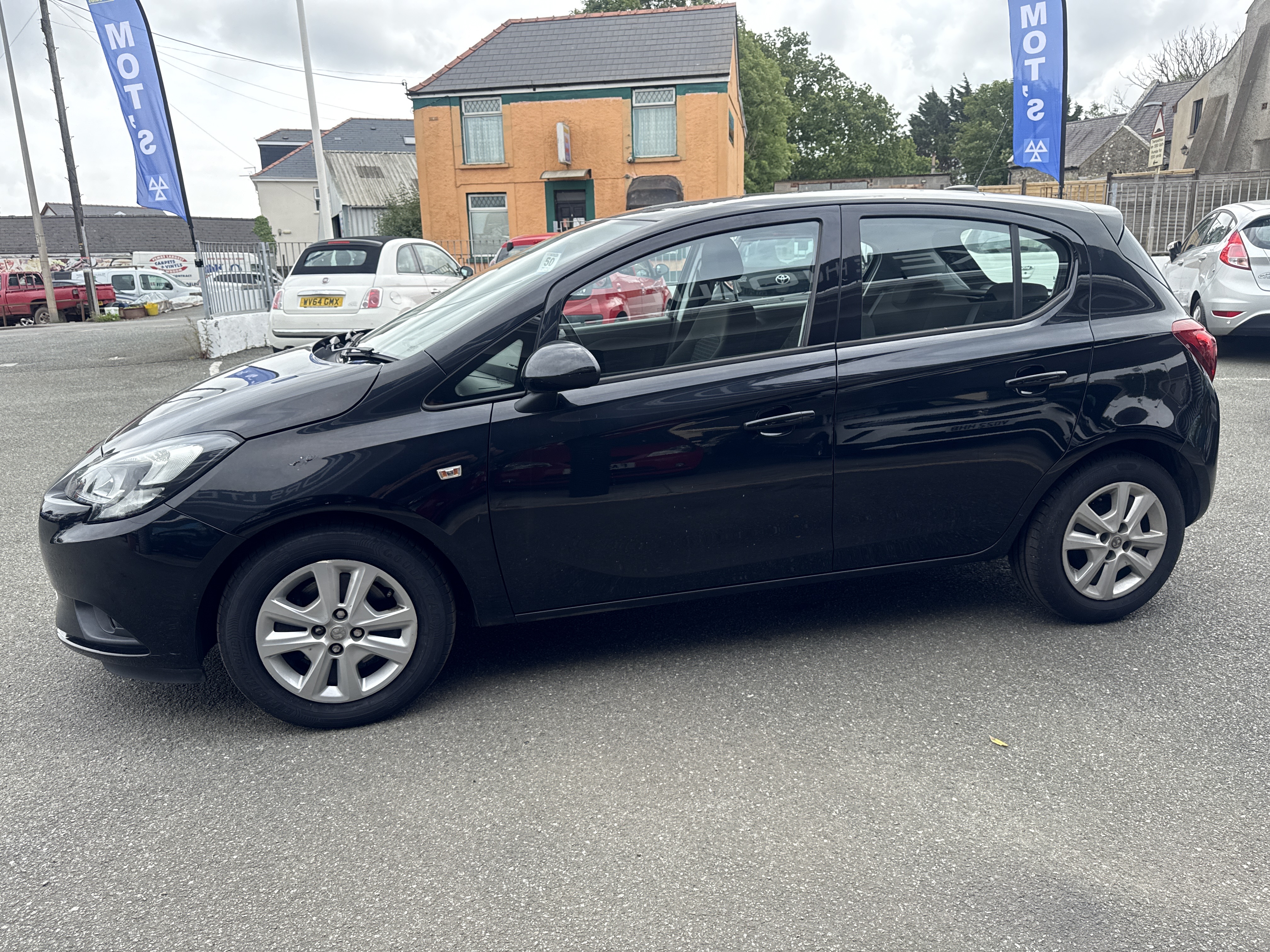 Vauxhall CORSA DESIGN ECOFLEX CDTI for sale at Mike Howlin Motor Sales Pembrokeshire