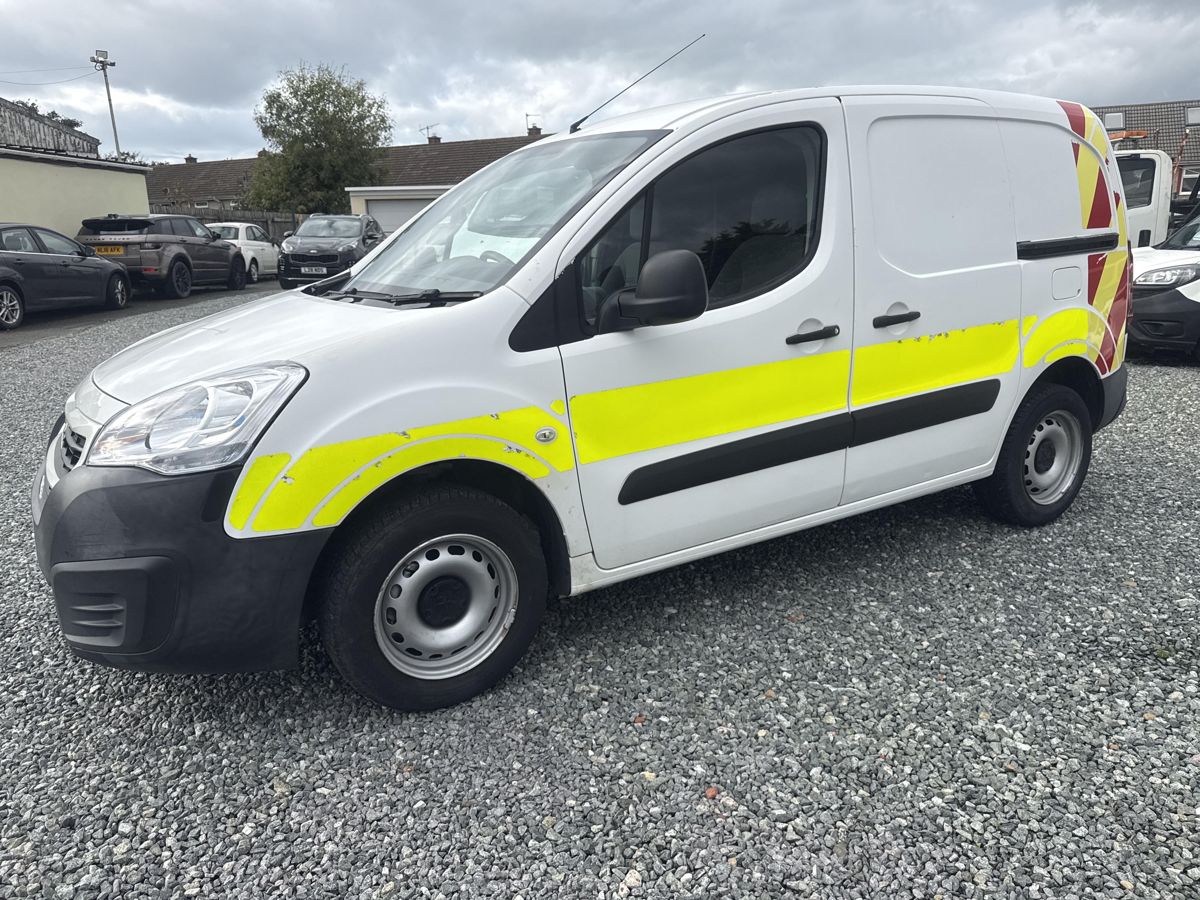 Peugeot PARTNER S L1 HDI for sale at Mike Howlin Motor Sales Pembrokeshire