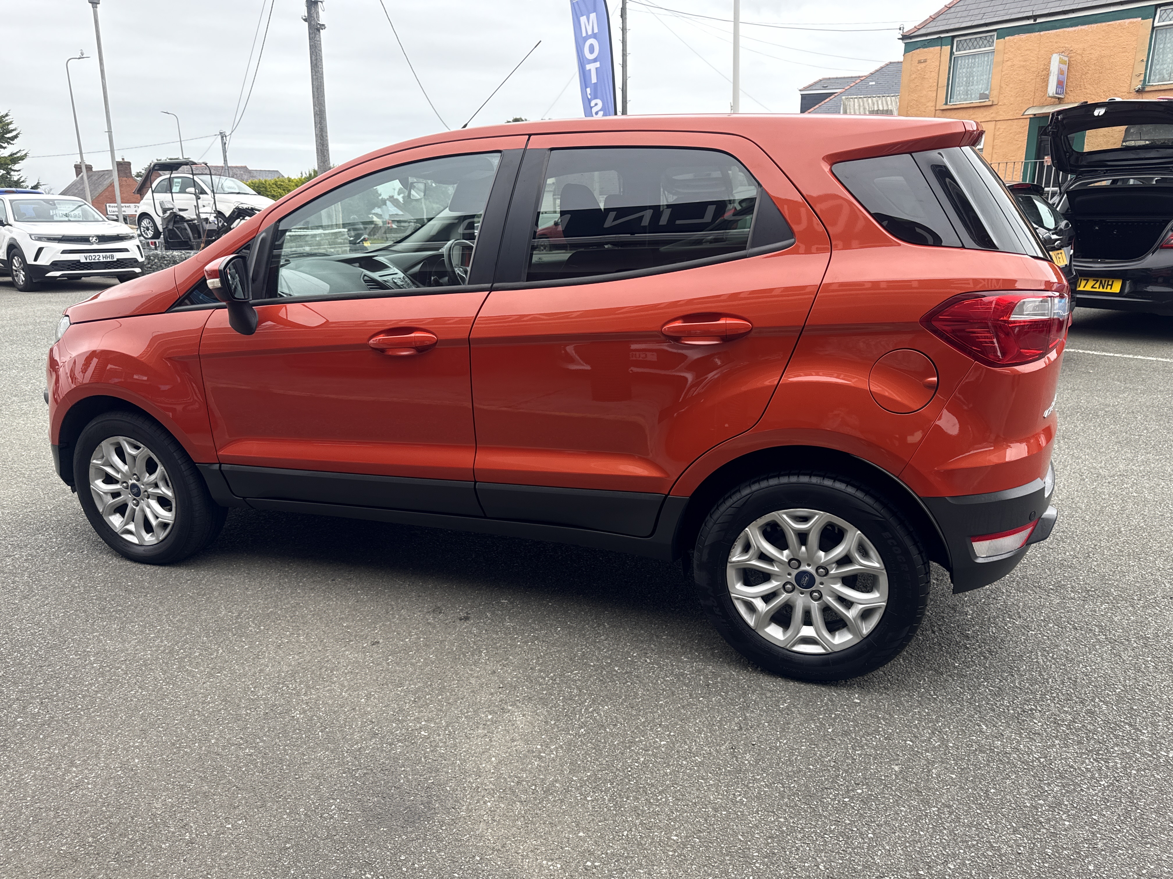 Ford ECOSPORT ZETEC AUTOMATIC  for sale at Mike Howlin Motor Sales Pembrokeshire