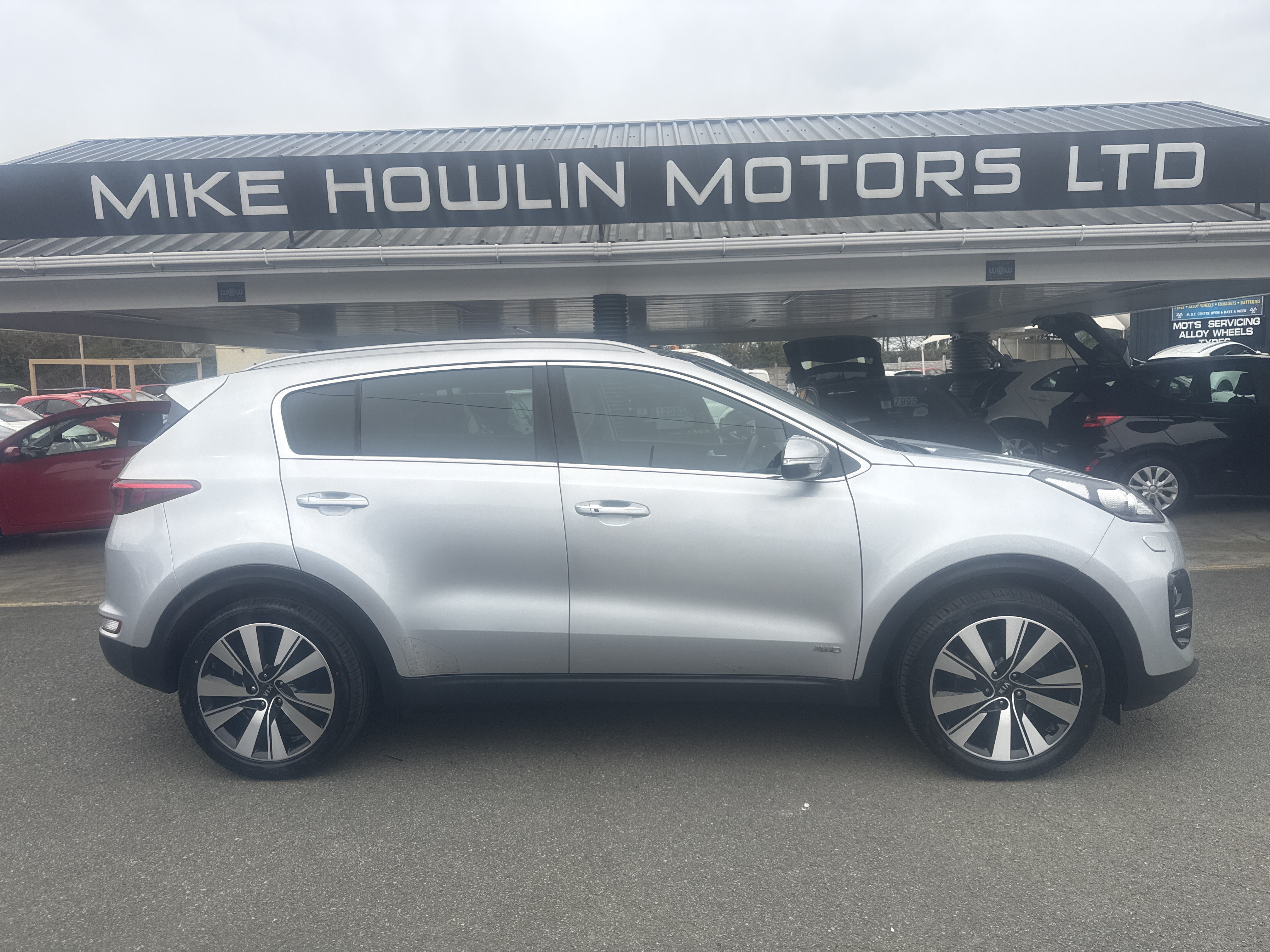 Kia SPORTAGE CRDI AWD KX-4  for sale at Mike Howlin Motor Sales Pembrokeshire