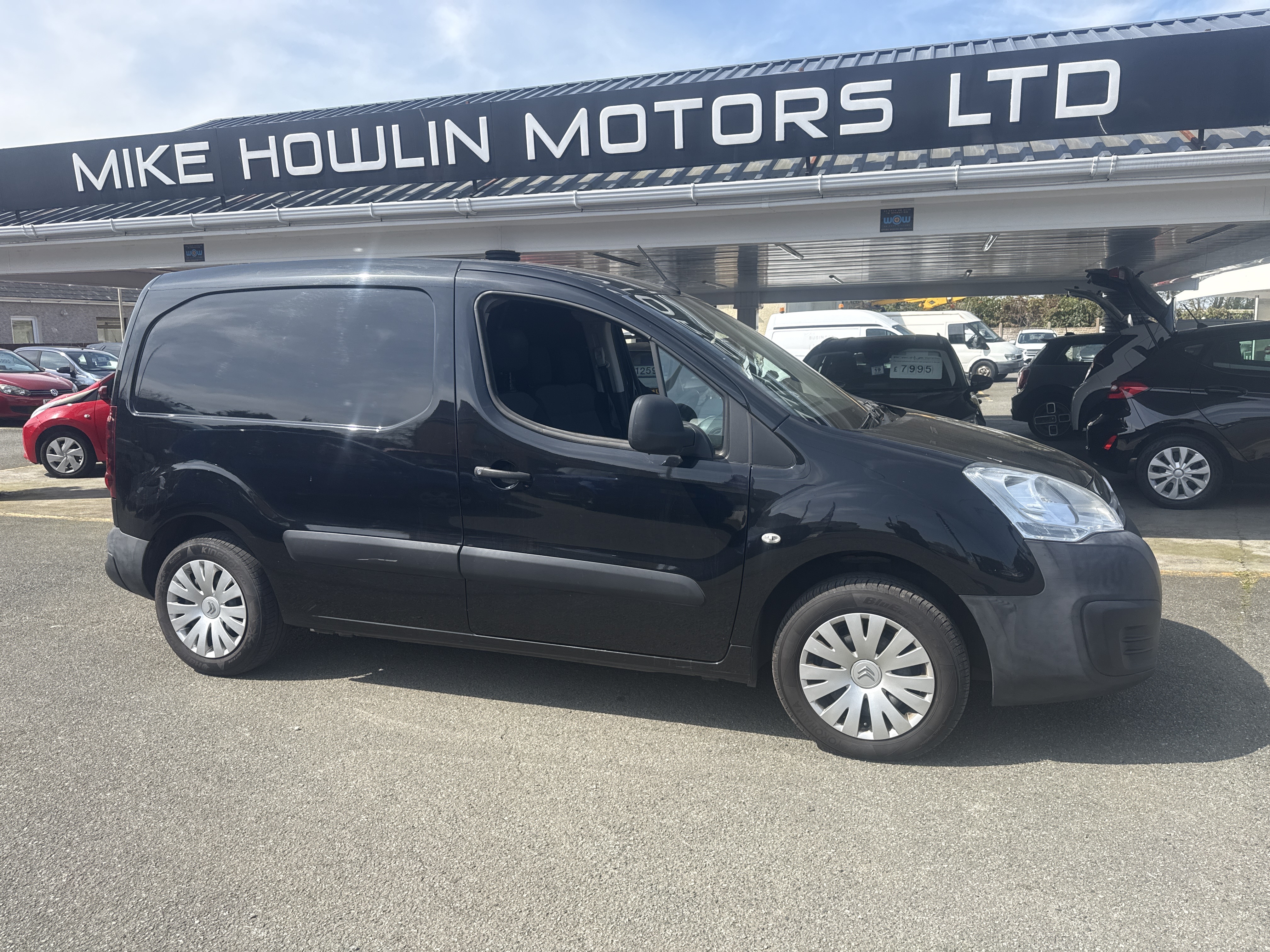 Citroen BERLINGO 75 L1 BLUE HDI ENTERPRISE  for sale at Mike Howlin Motor Sales Pembrokeshire