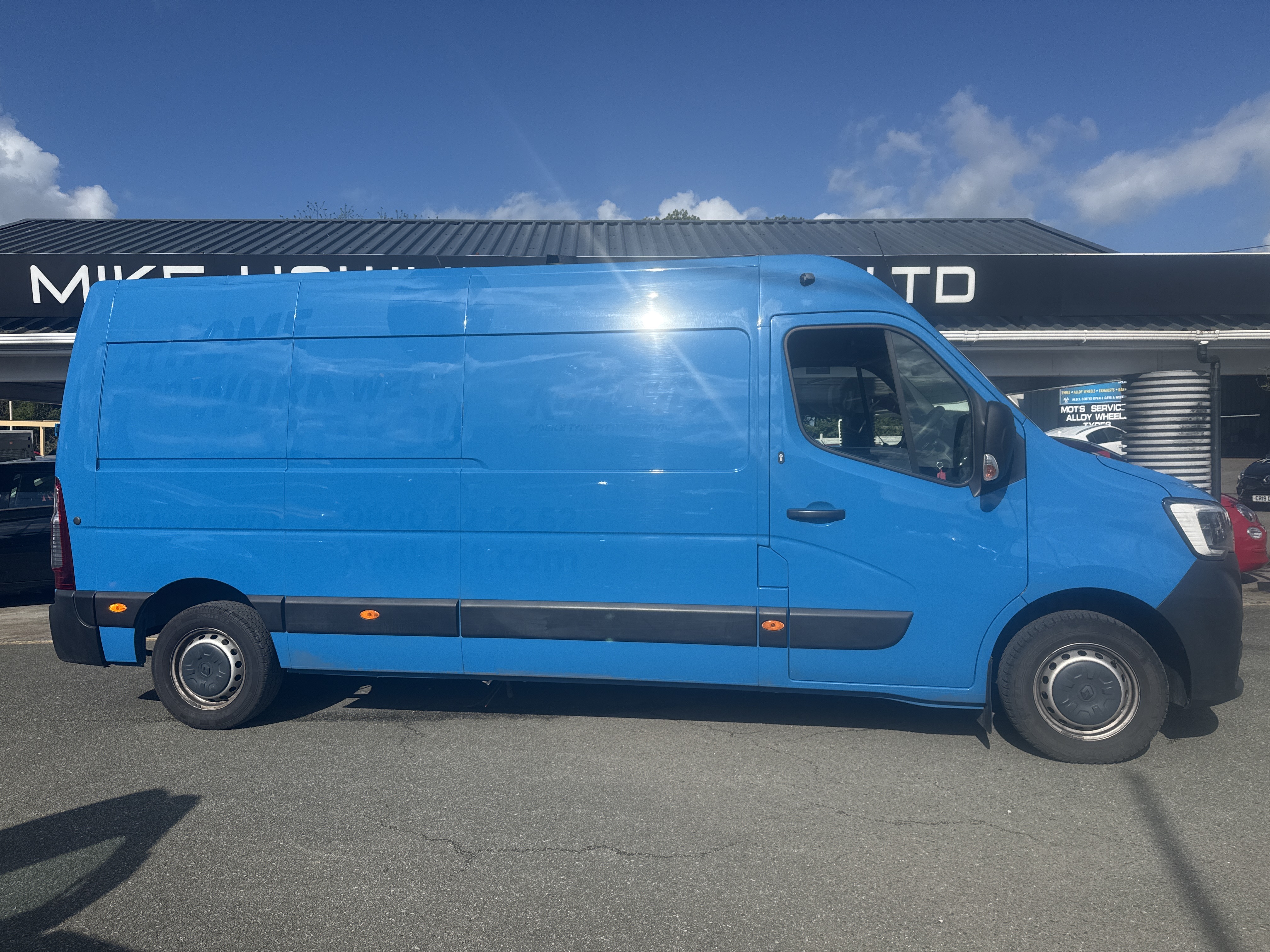 Renault MASTER 3.5t FWD DCI  for sale at Mike Howlin Motor Sales Pembrokeshire