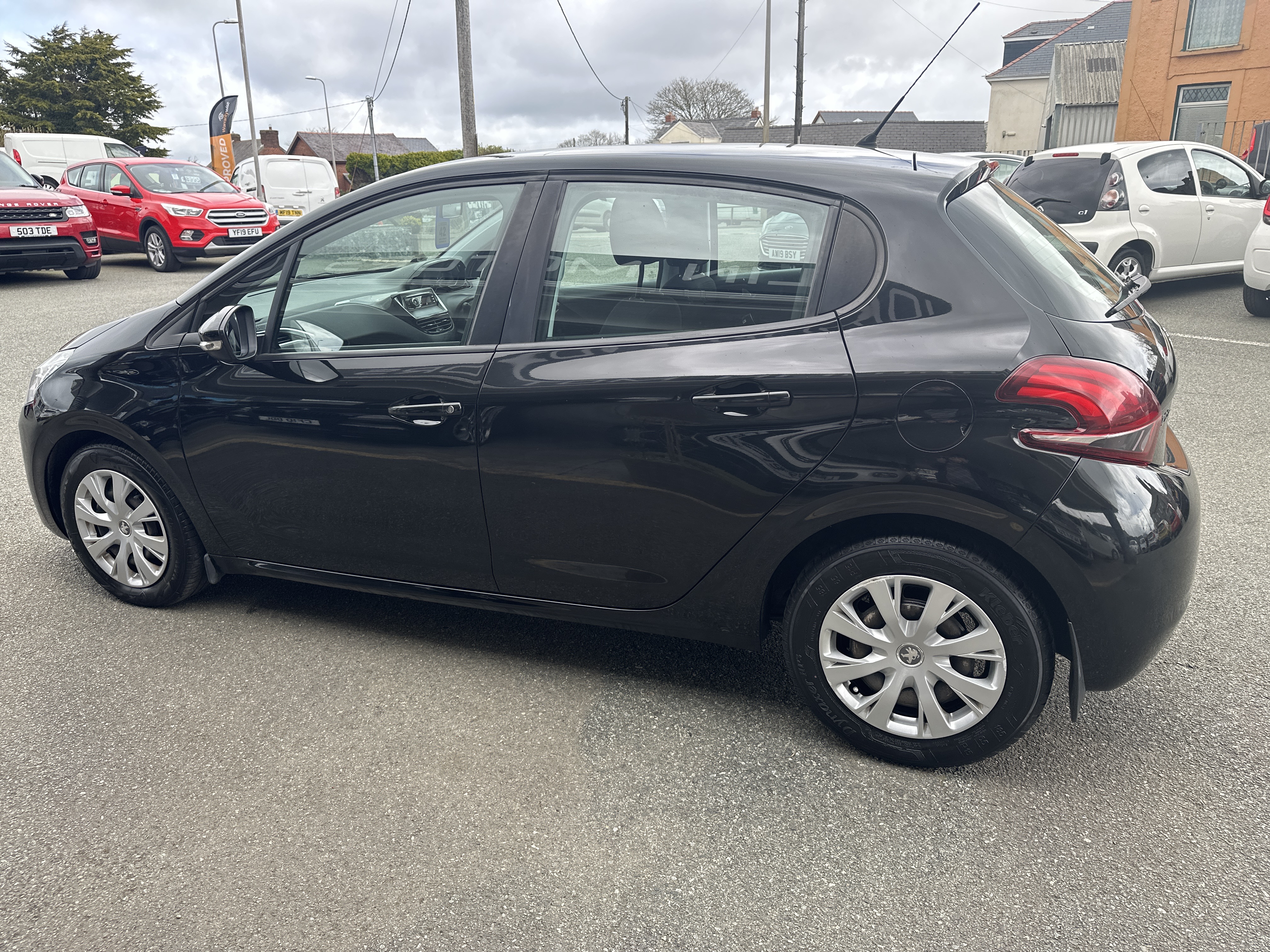 Peugeot 208 ACCESS BLUE HDI for sale at Mike Howlin Motor Sales Pembrokeshire