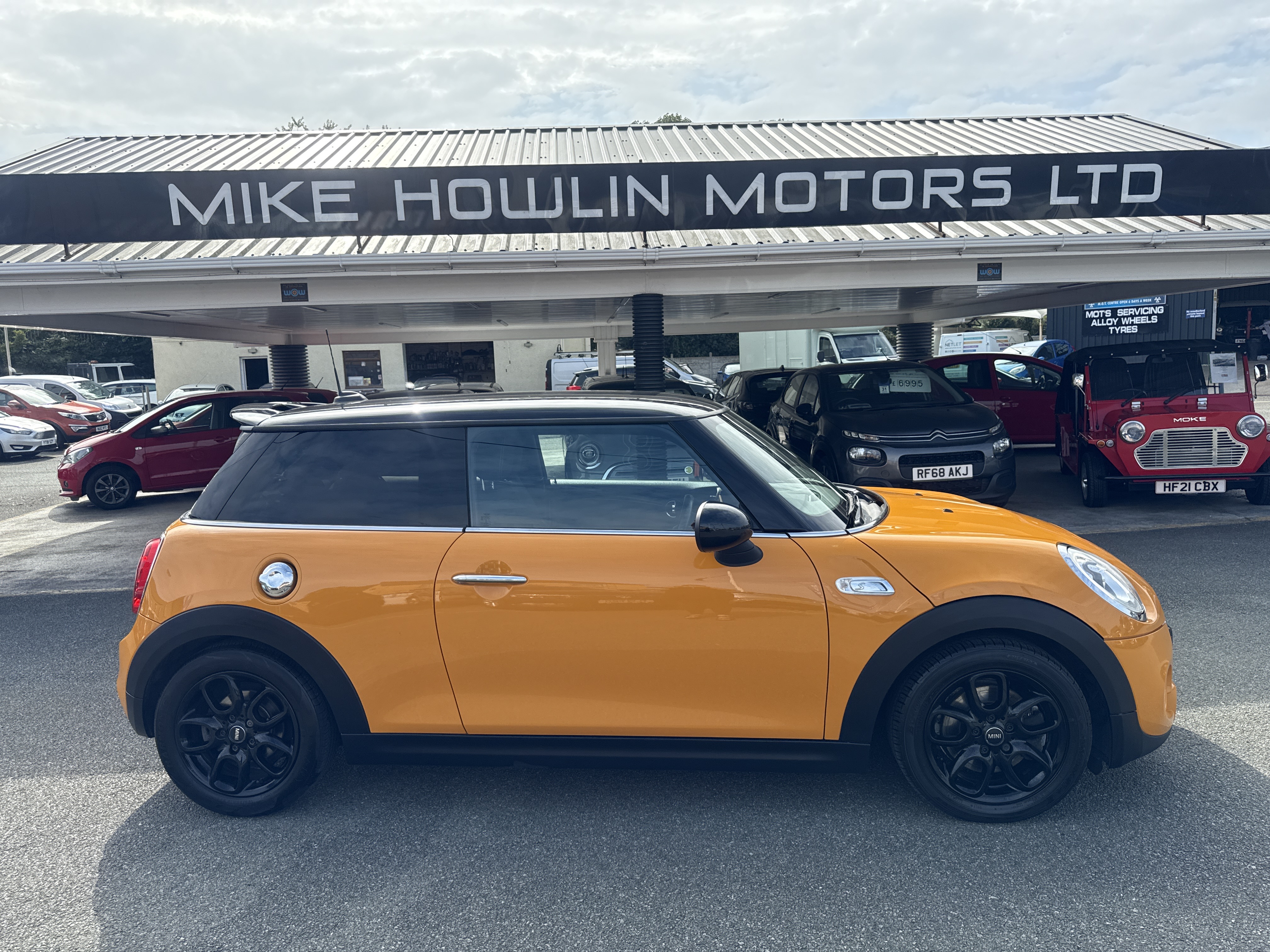 Mini COOPER S  for sale at Mike Howlin Motor Sales Pembrokeshire