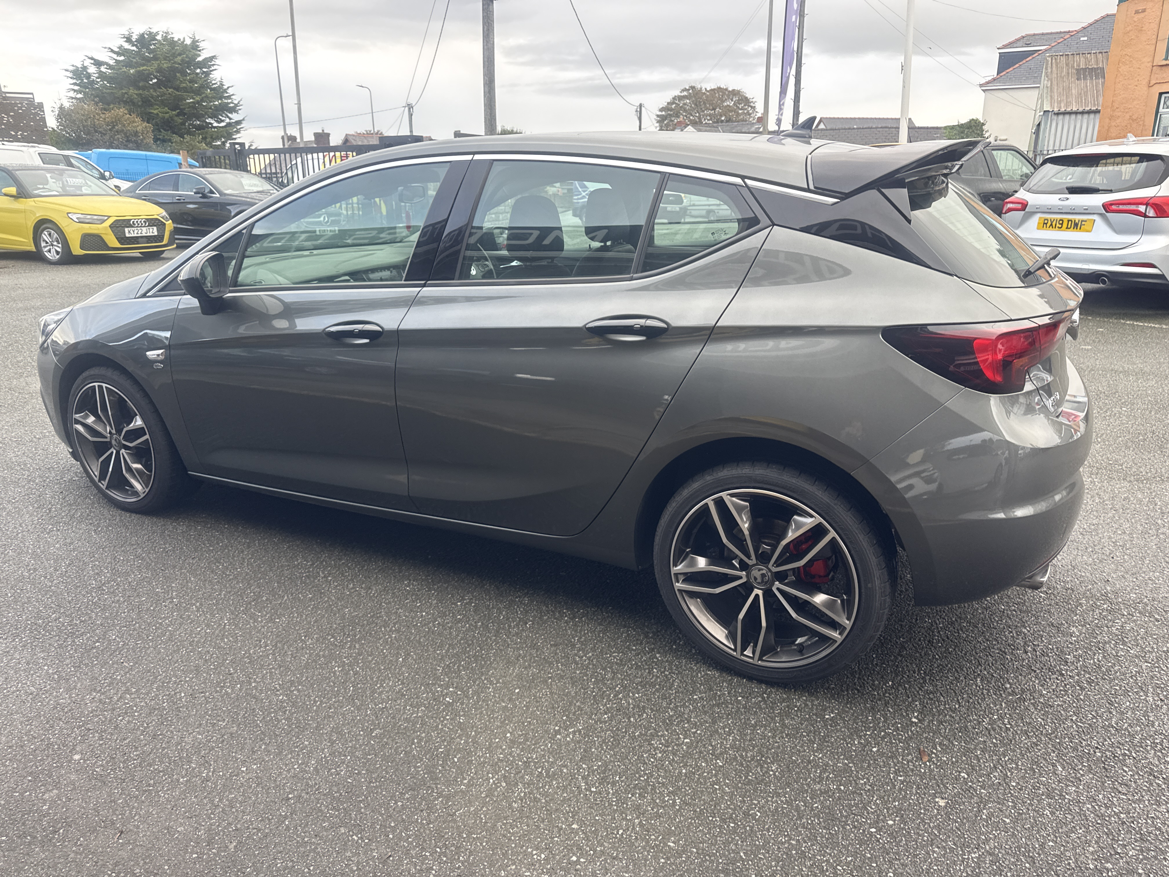 Vauxhall ASTRA ELITE TURBO NAV PETROL for sale at Mike Howlin Motor Sales Pembrokeshire