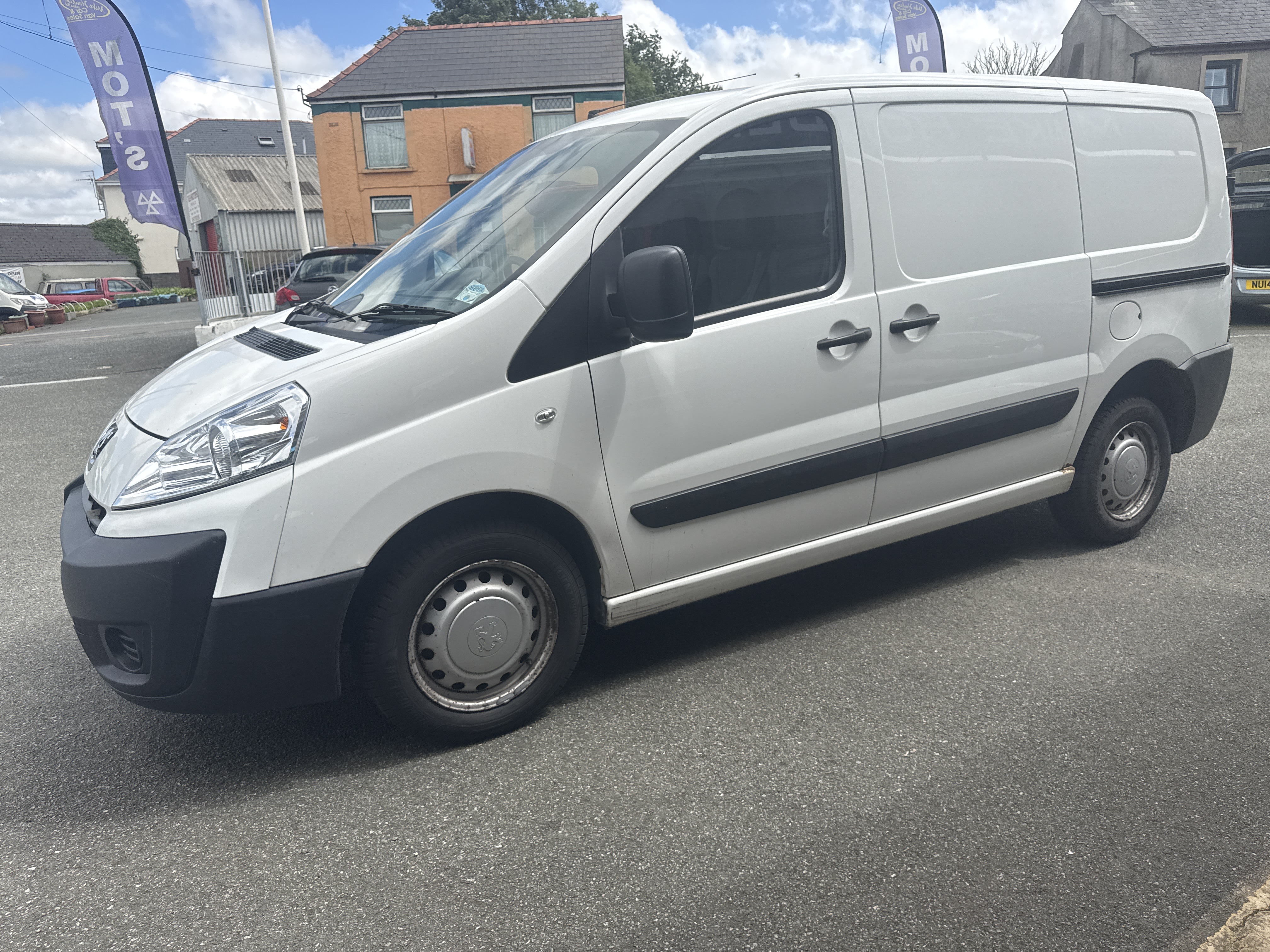 Peugeot PARTNER HDI SWB for sale at Mike Howlin Motor Sales Pembrokeshire