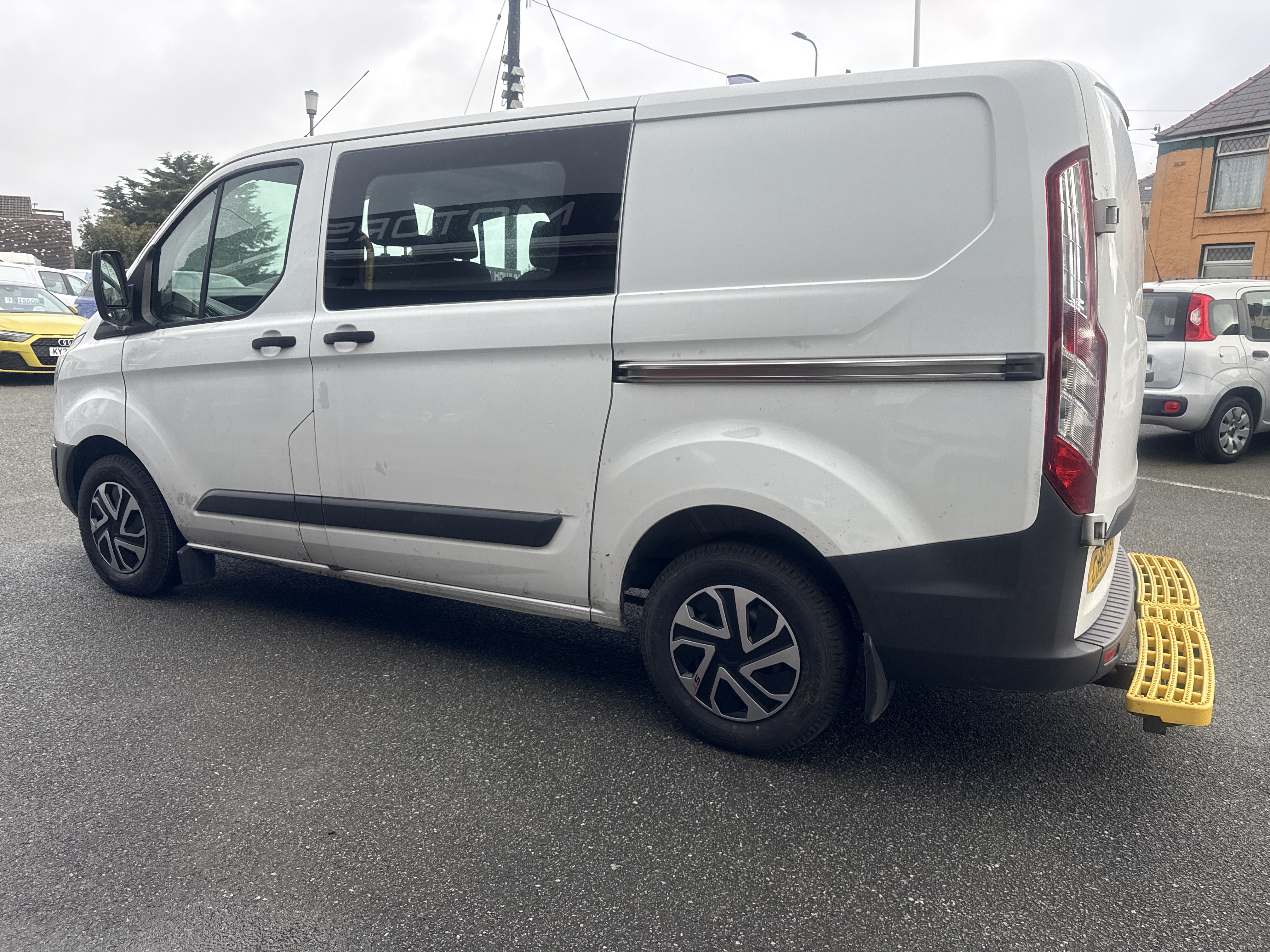 Ford TRANSIT CUSTOM 310 TDCI CREW CAB  for sale at Mike Howlin Motor Sales Pembrokeshire
