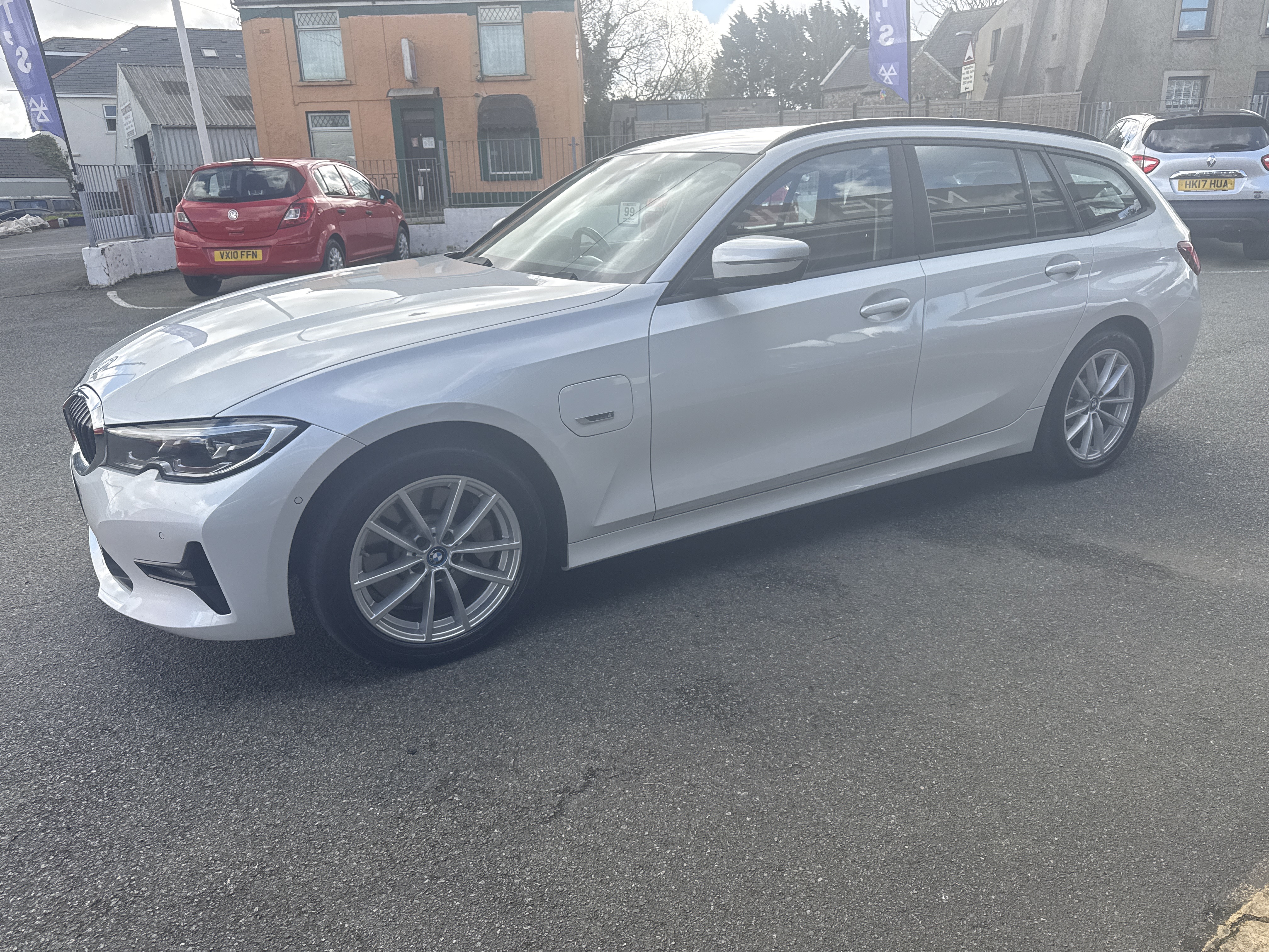 BMW 330 E T SE PRO for sale at Mike Howlin Motor Sales Pembrokeshire
