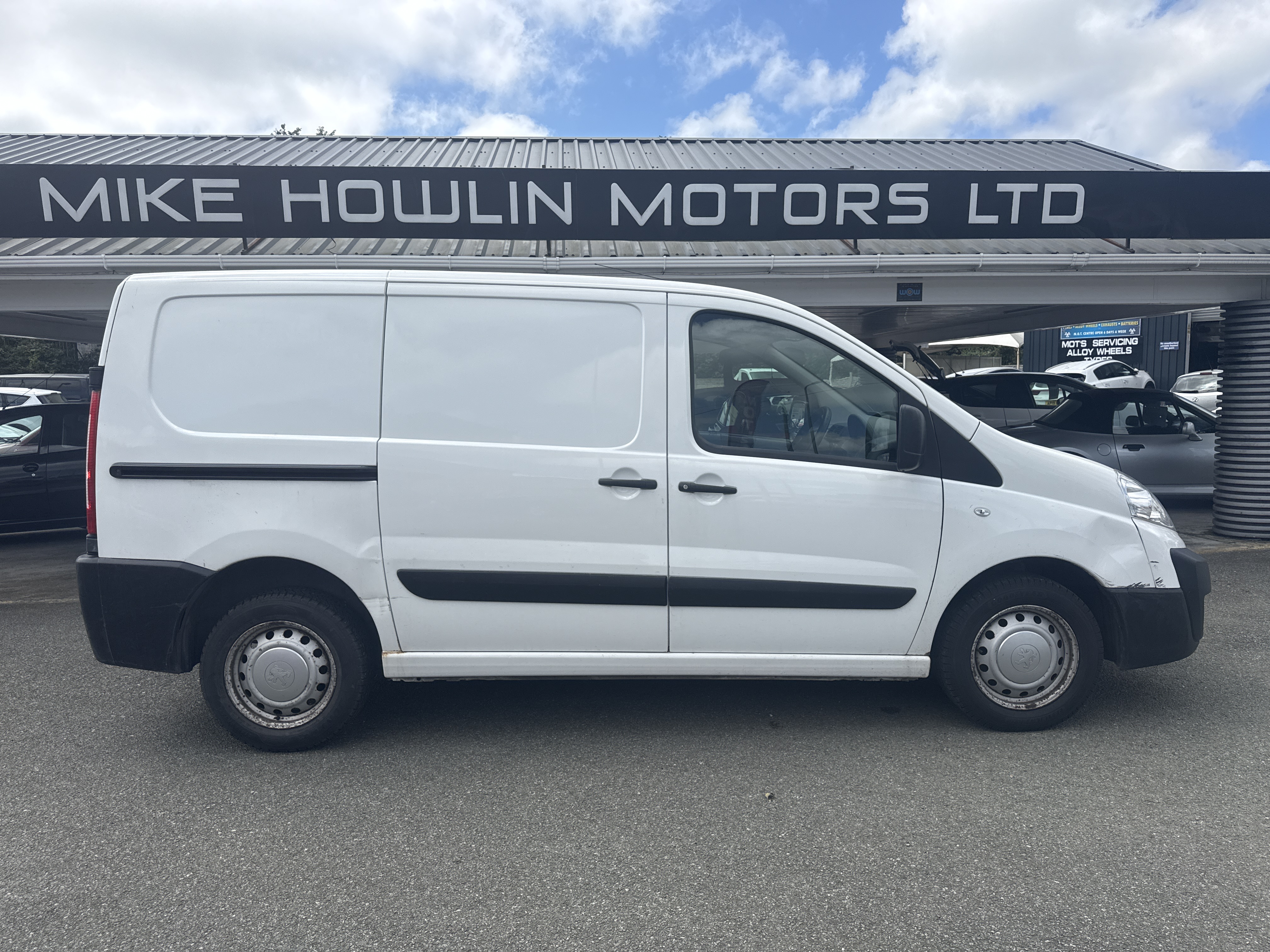 Peugeot PARTNER HDI SWB for sale at Mike Howlin Motor Sales Pembrokeshire