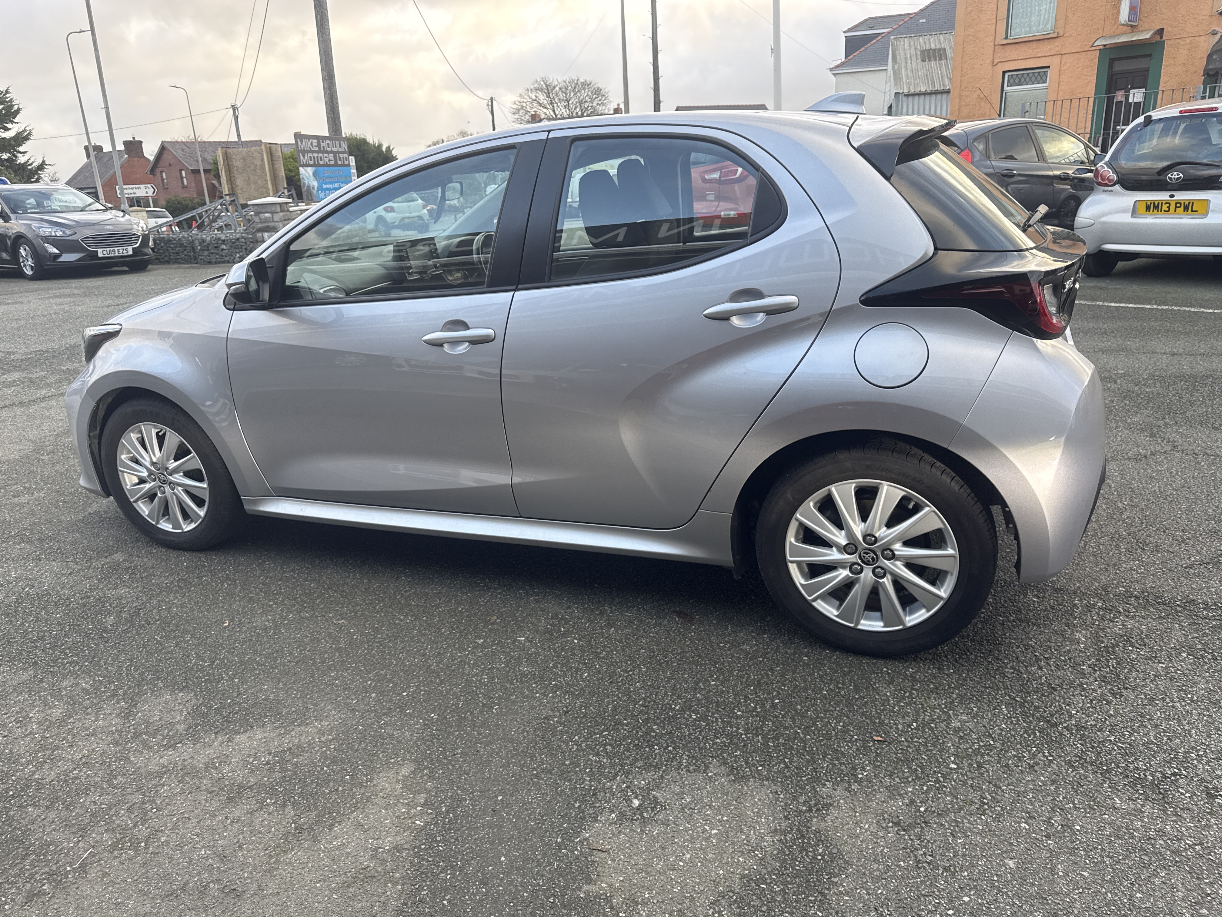 Toyota YARIS ICON CVT HYBRID AUTOMATIC  for sale at Mike Howlin Motor Sales Pembrokeshire