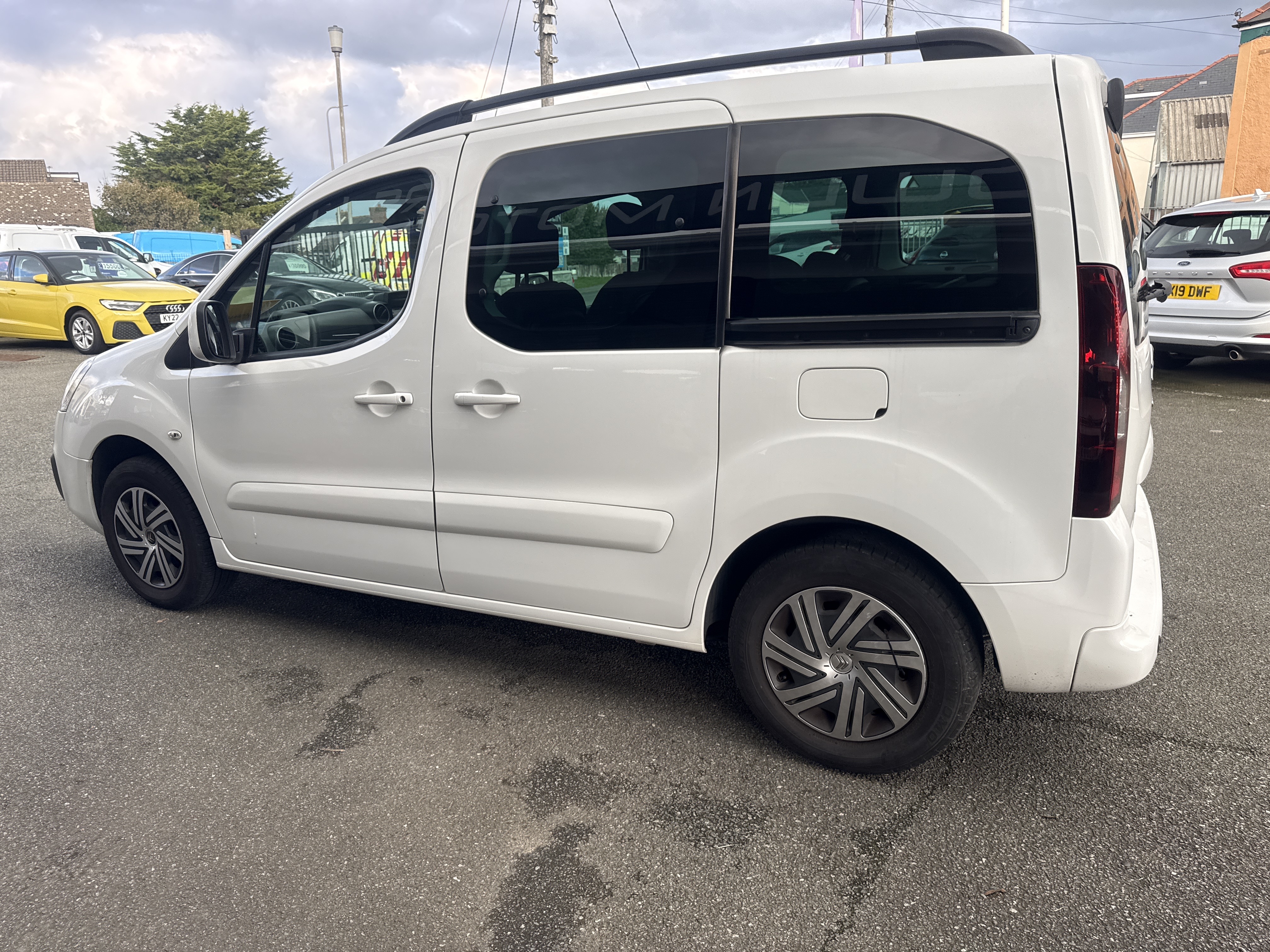 Citroen BERLINGO  FLAIR BLUE HDI (DIESEL) for sale at Mike Howlin Motor Sales Pembrokeshire