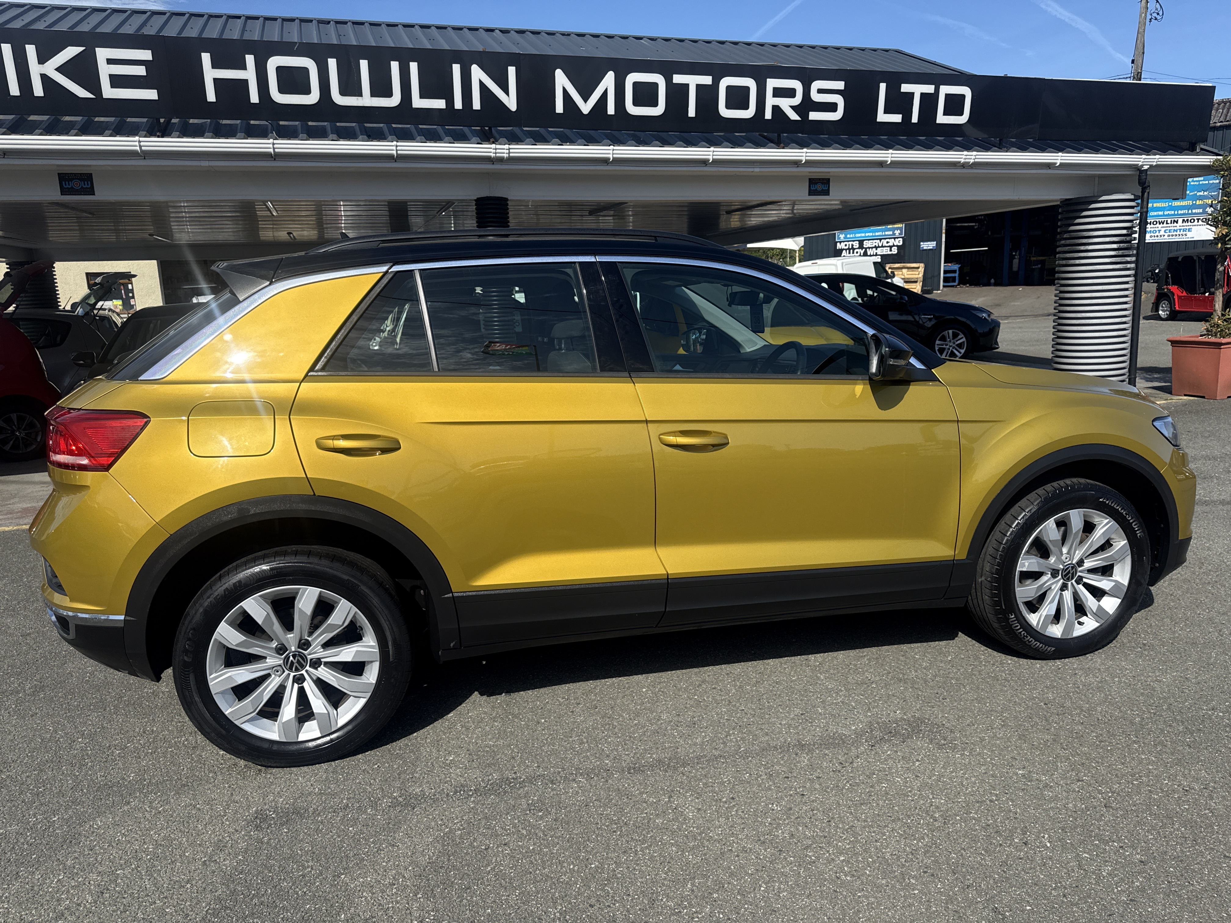 Volkswagen T-ROC SE TDI  for sale at Mike Howlin Motor Sales Pembrokeshire