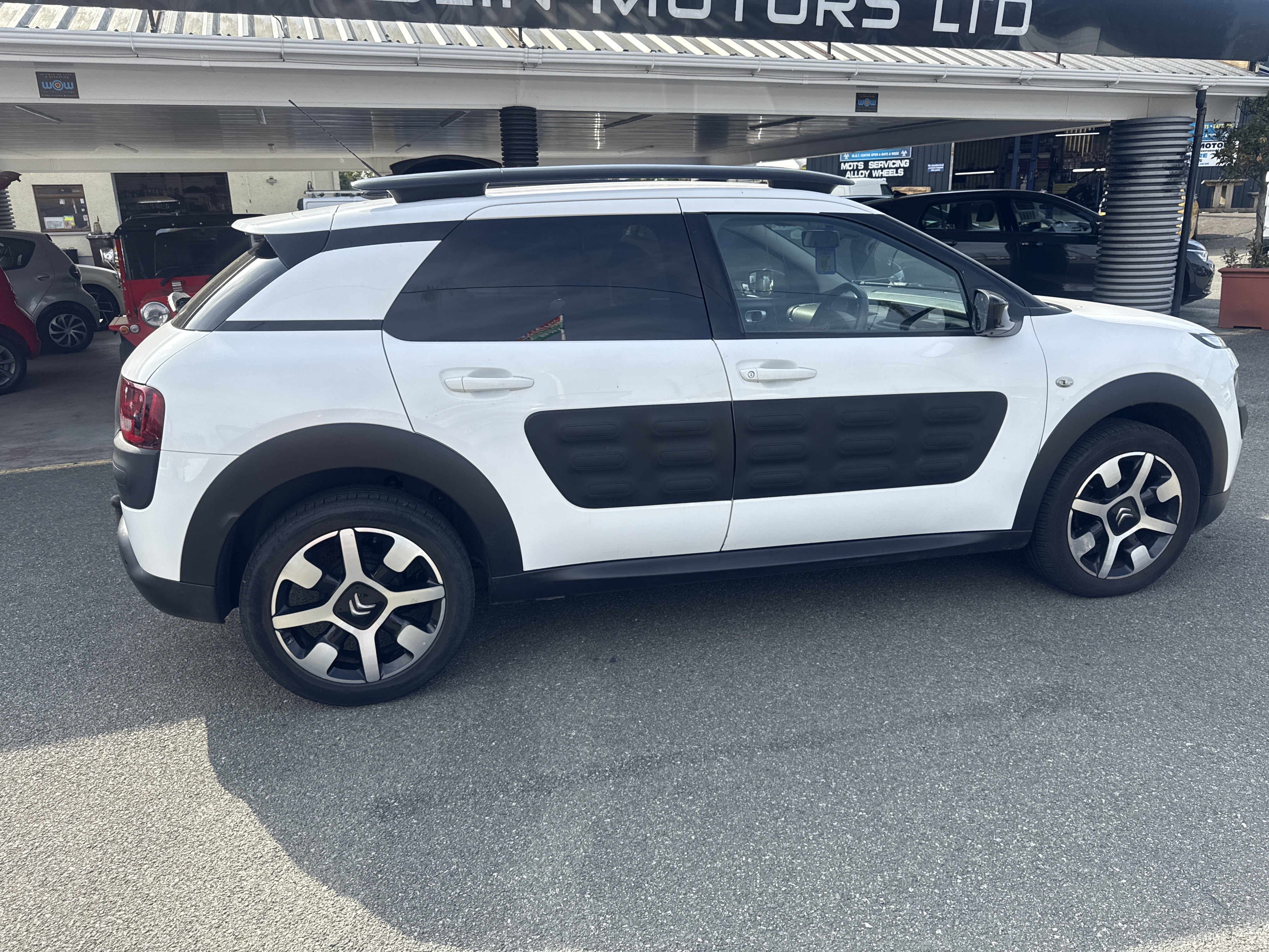 Citroen C4 CACTUS FLAIR PURETECH (PETROL)  for sale at Mike Howlin Motor Sales Pembrokeshire
