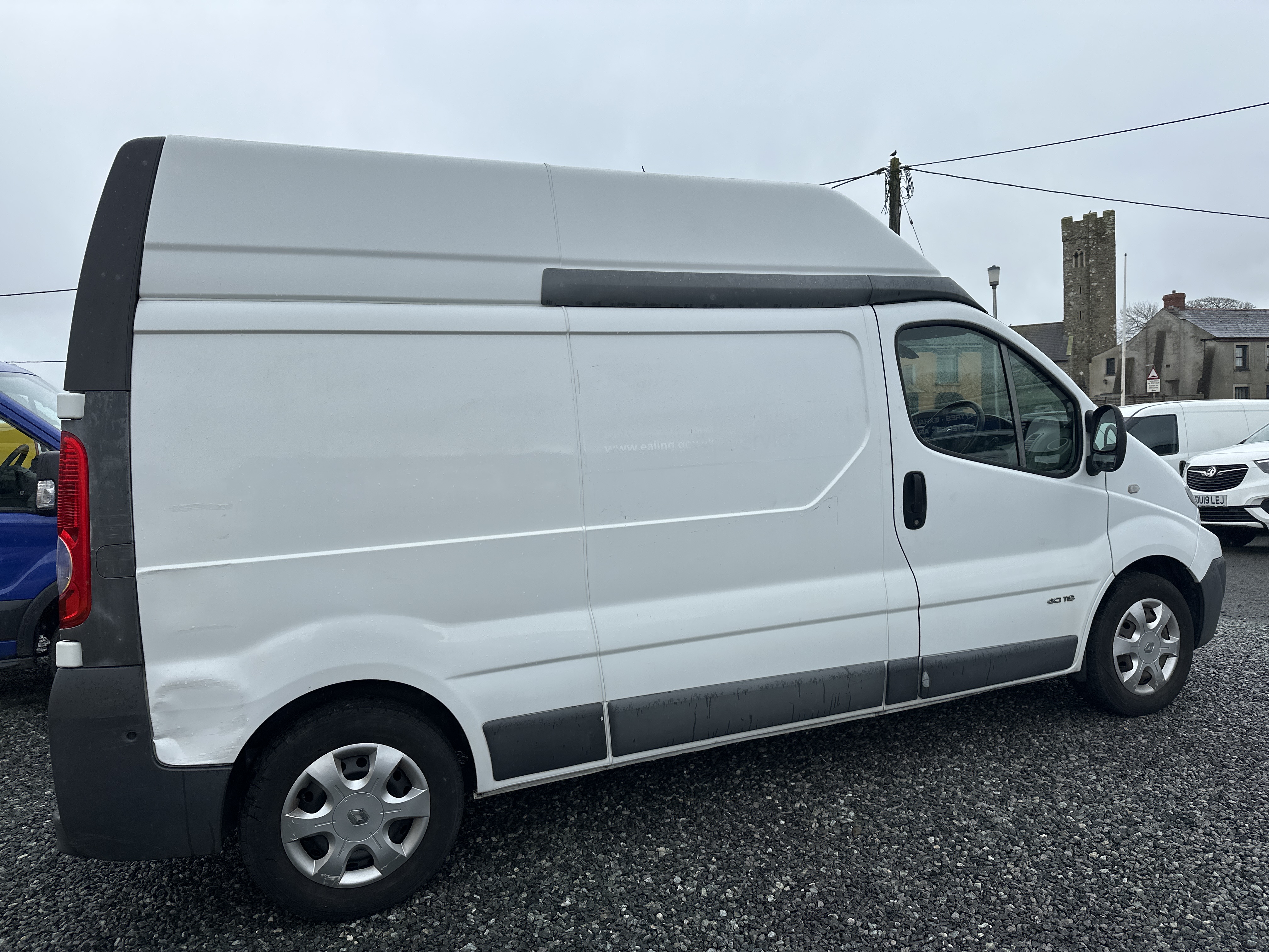 Renault TRAFFIC LH29 DCI HIGHTOP for sale at Mike Howlin Motor Sales Pembrokeshire