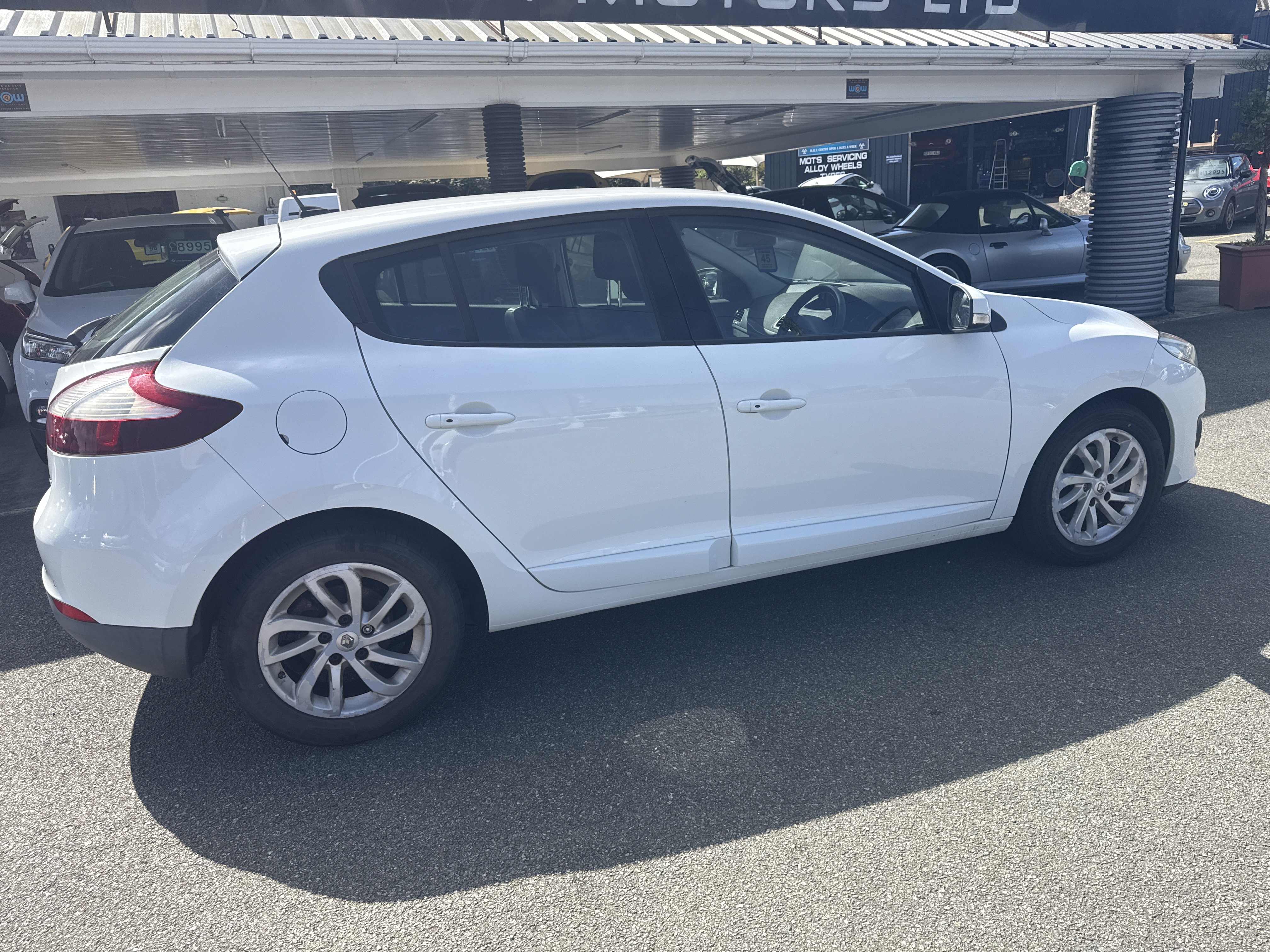 Renault MEGANE DYNAMIQUE DCI for sale at Mike Howlin Motor Sales Pembrokeshire