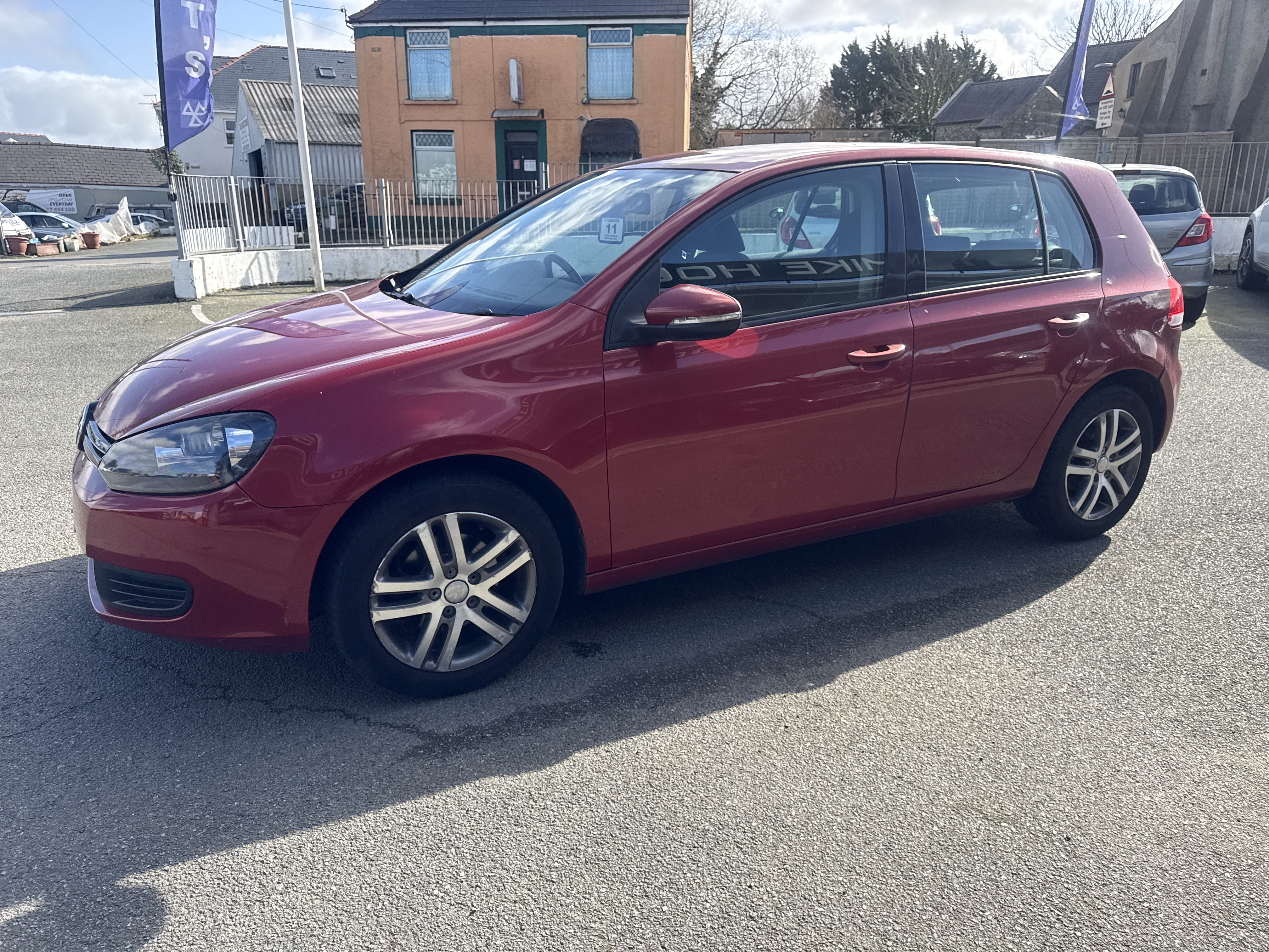 Volkswagen GOLF SE TDI AUTOMATIC for sale at Mike Howlin Motor Sales Pembrokeshire