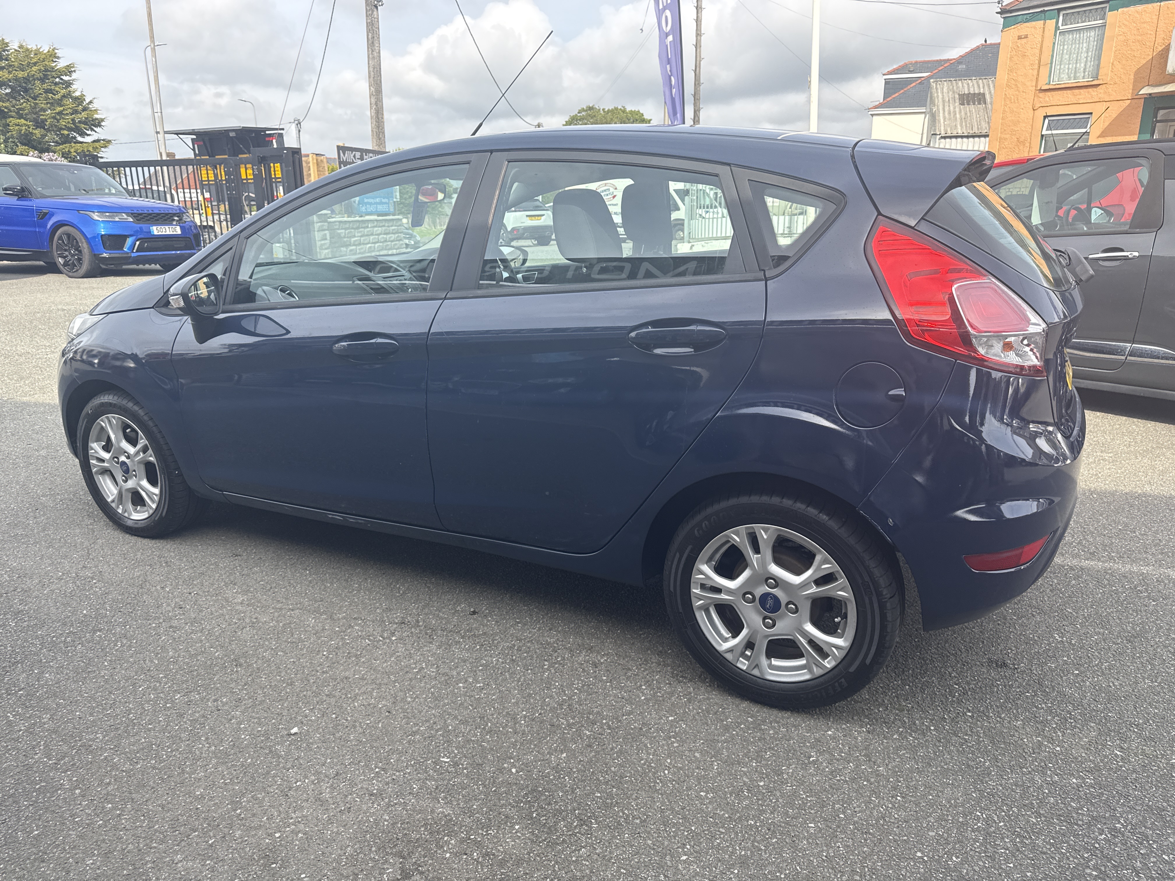 Ford FIESTA STYLE TDCI for sale at Mike Howlin Motor Sales Pembrokeshire