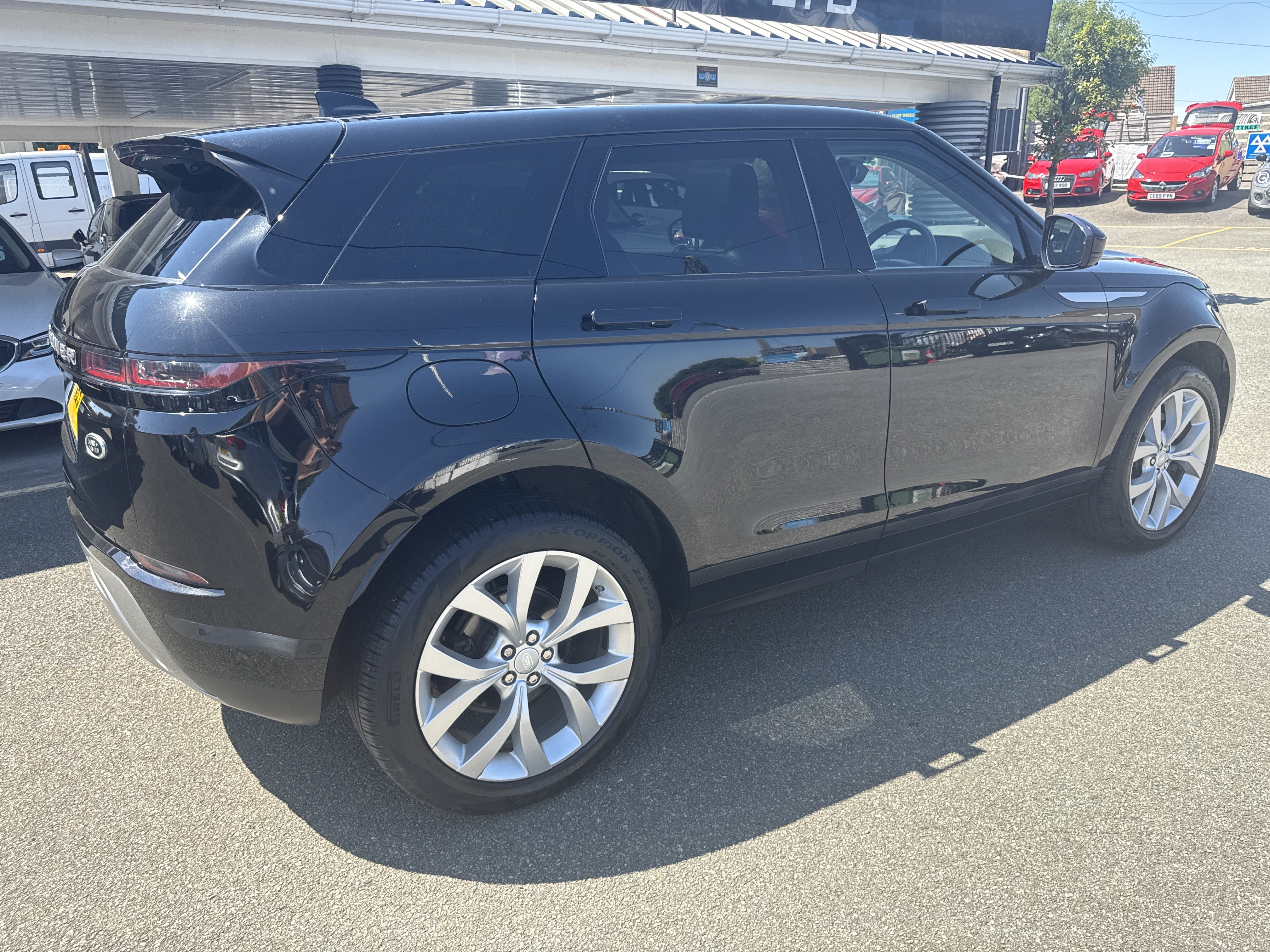 Land Rover RANGE ROVER EVOQUE D180 4WD SE TURBO DIESEL for sale at Mike Howlin Motor Sales Pembrokeshire