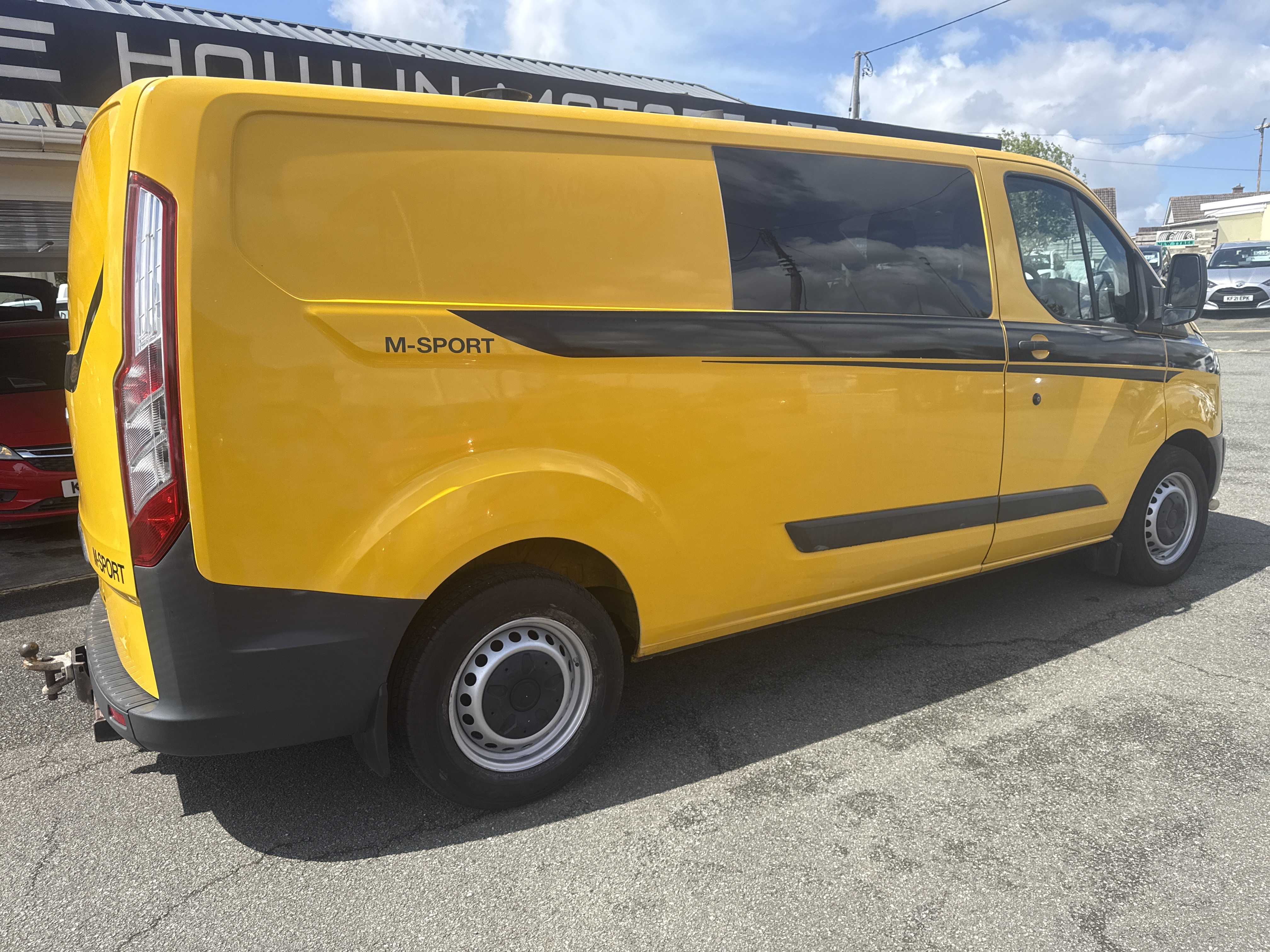 Ford TRANSIT CUSTOM CREWCAB TDI for sale at Mike Howlin Motor Sales Pembrokeshire