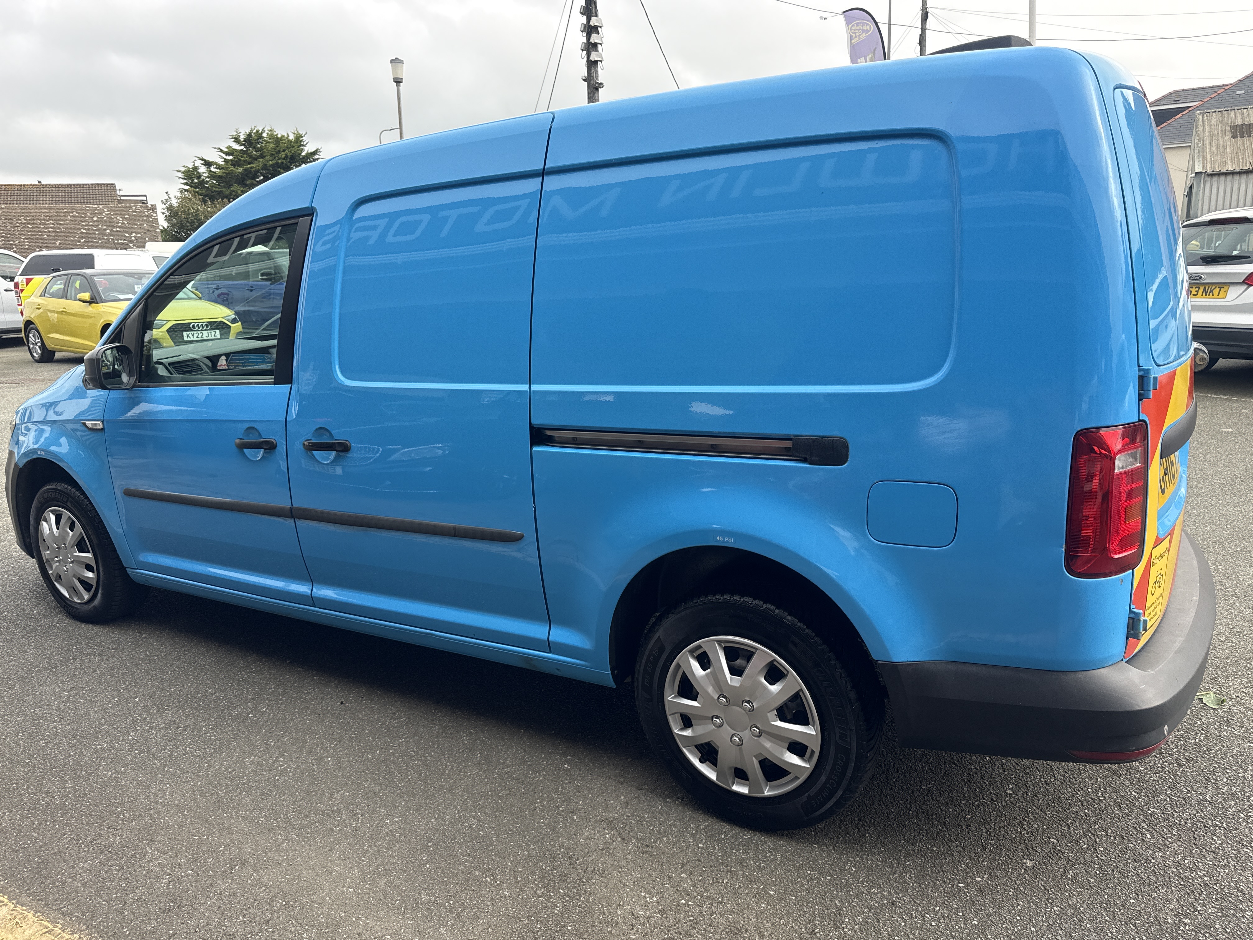 Volkswagen CADDY MAXI C20 STARTLINE TDI for sale at Mike Howlin Motor Sales Pembrokeshire