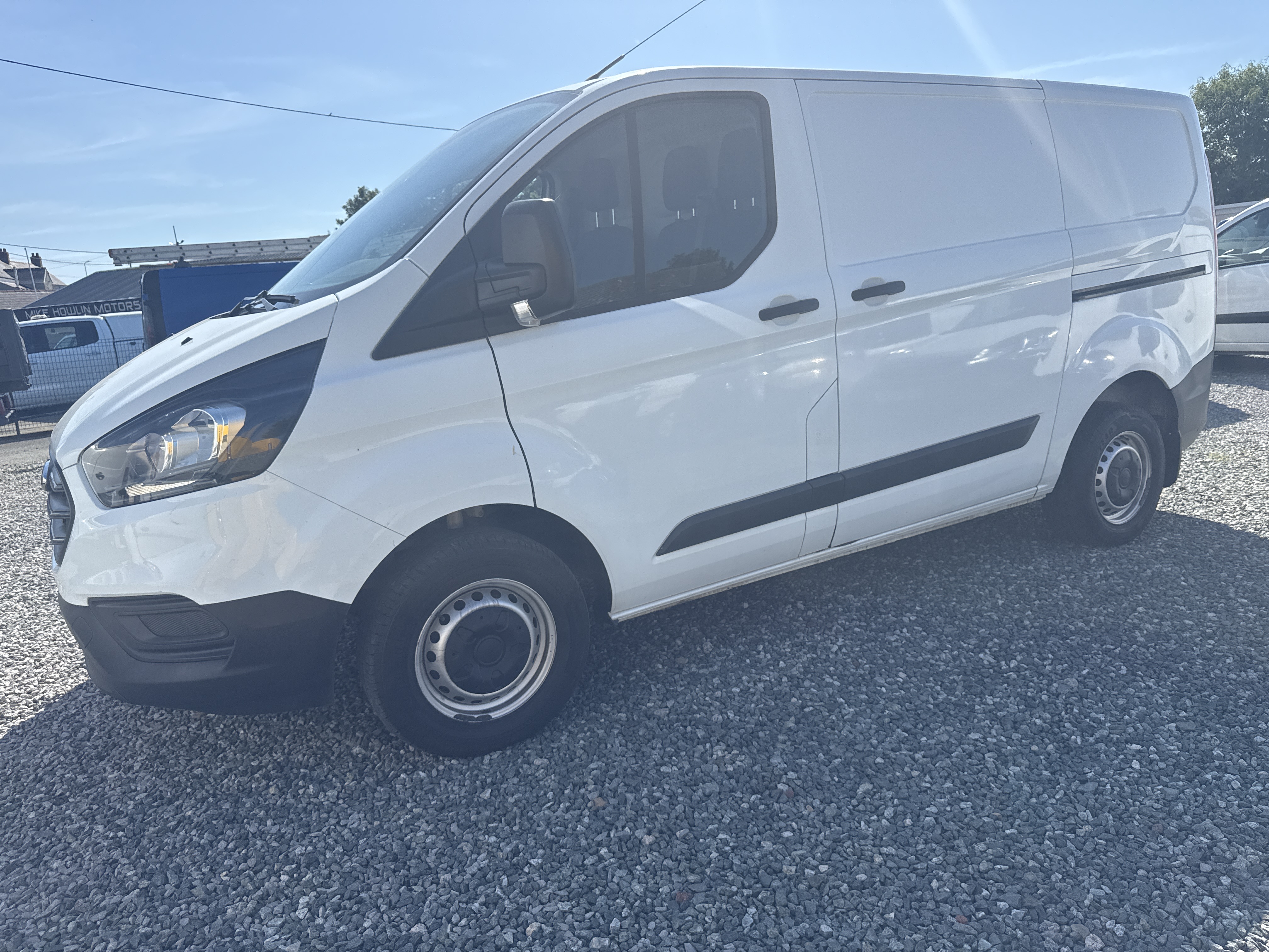 Ford TRANSIT CUSTOM 300 LEADER  for sale at Mike Howlin Motor Sales Pembrokeshire