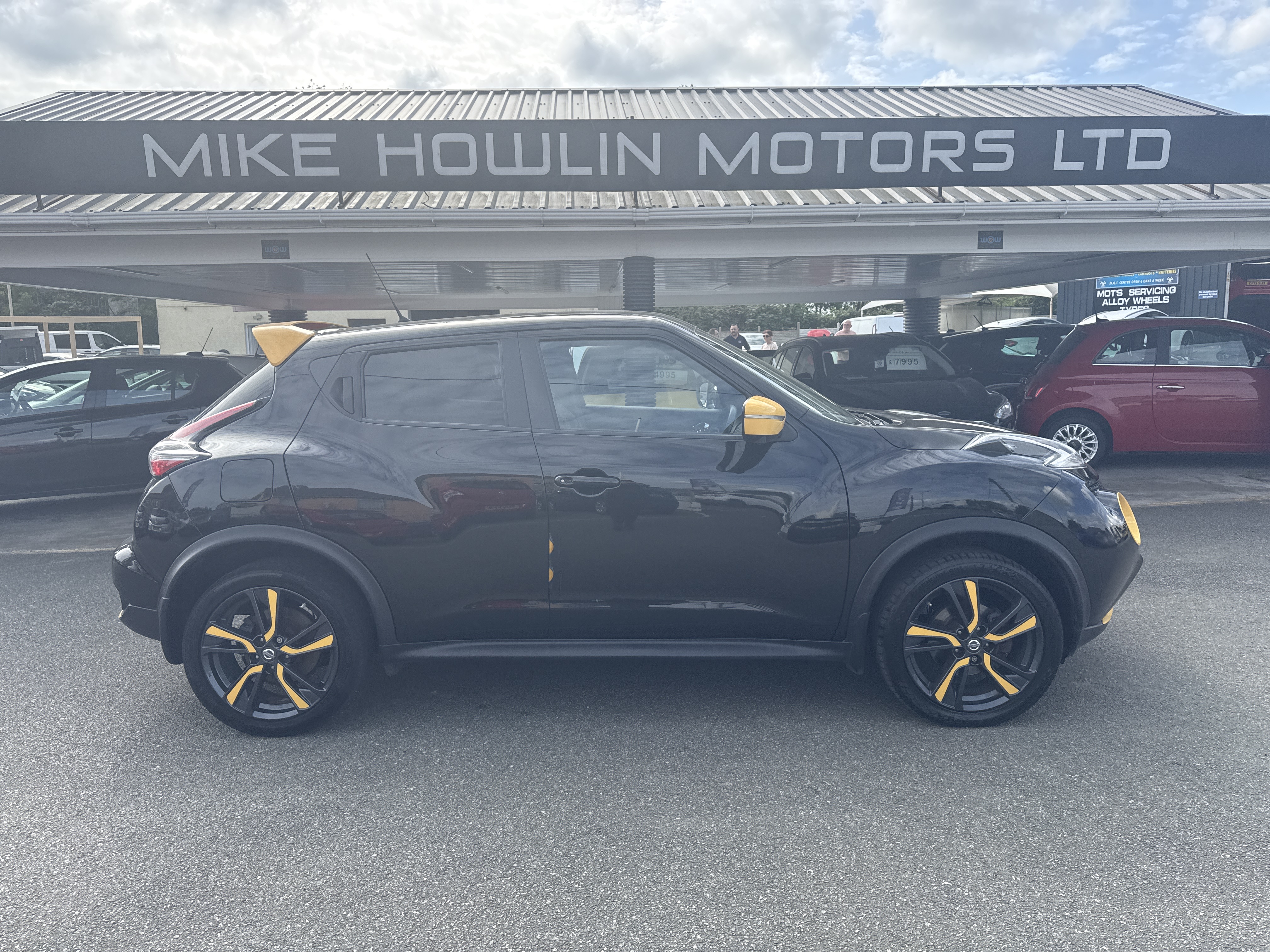 Nissan JUKE TEKNA DIGT for sale at Mike Howlin Motor Sales Pembrokeshire