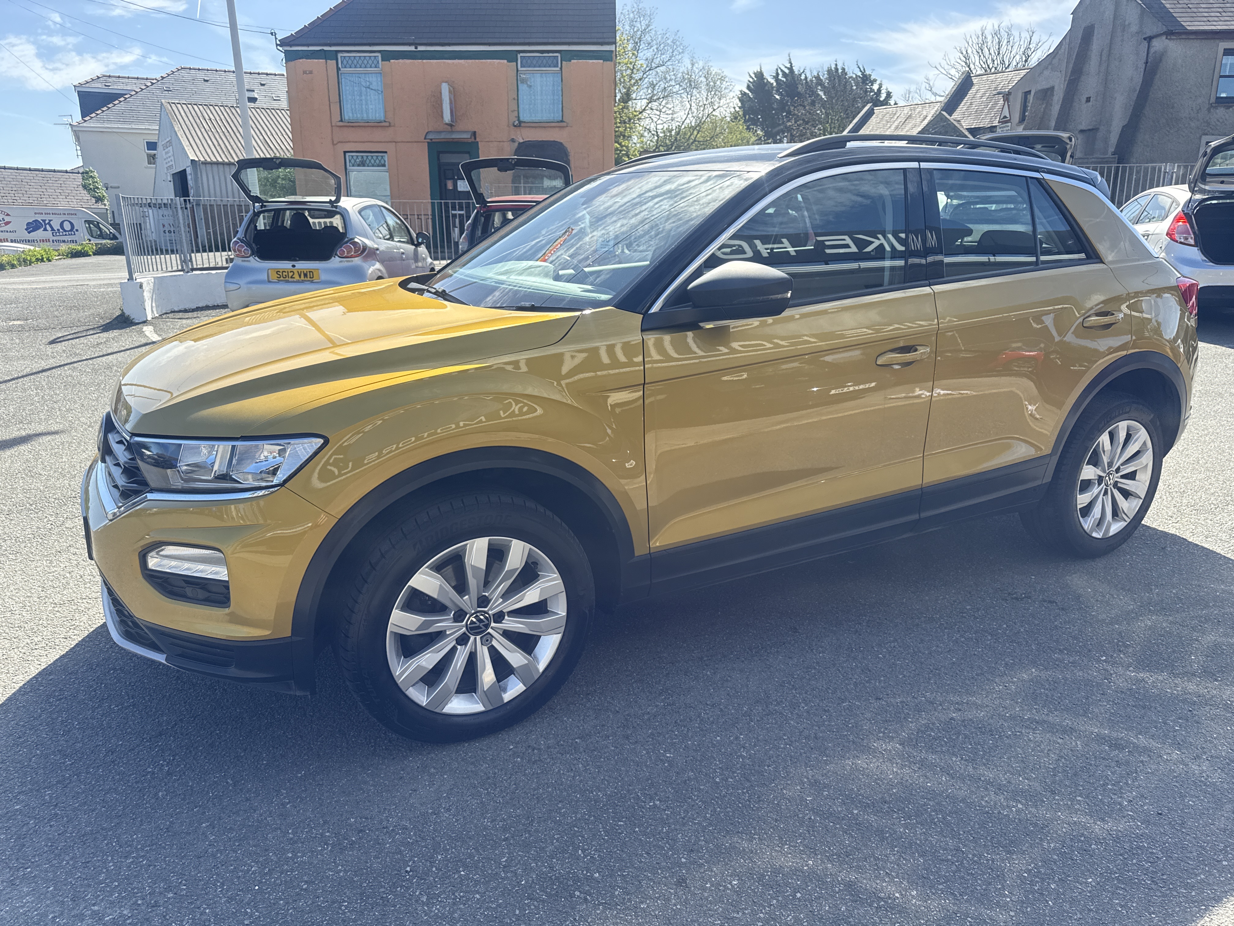 Volkswagen T-ROC SE TDI  for sale at Mike Howlin Motor Sales Pembrokeshire