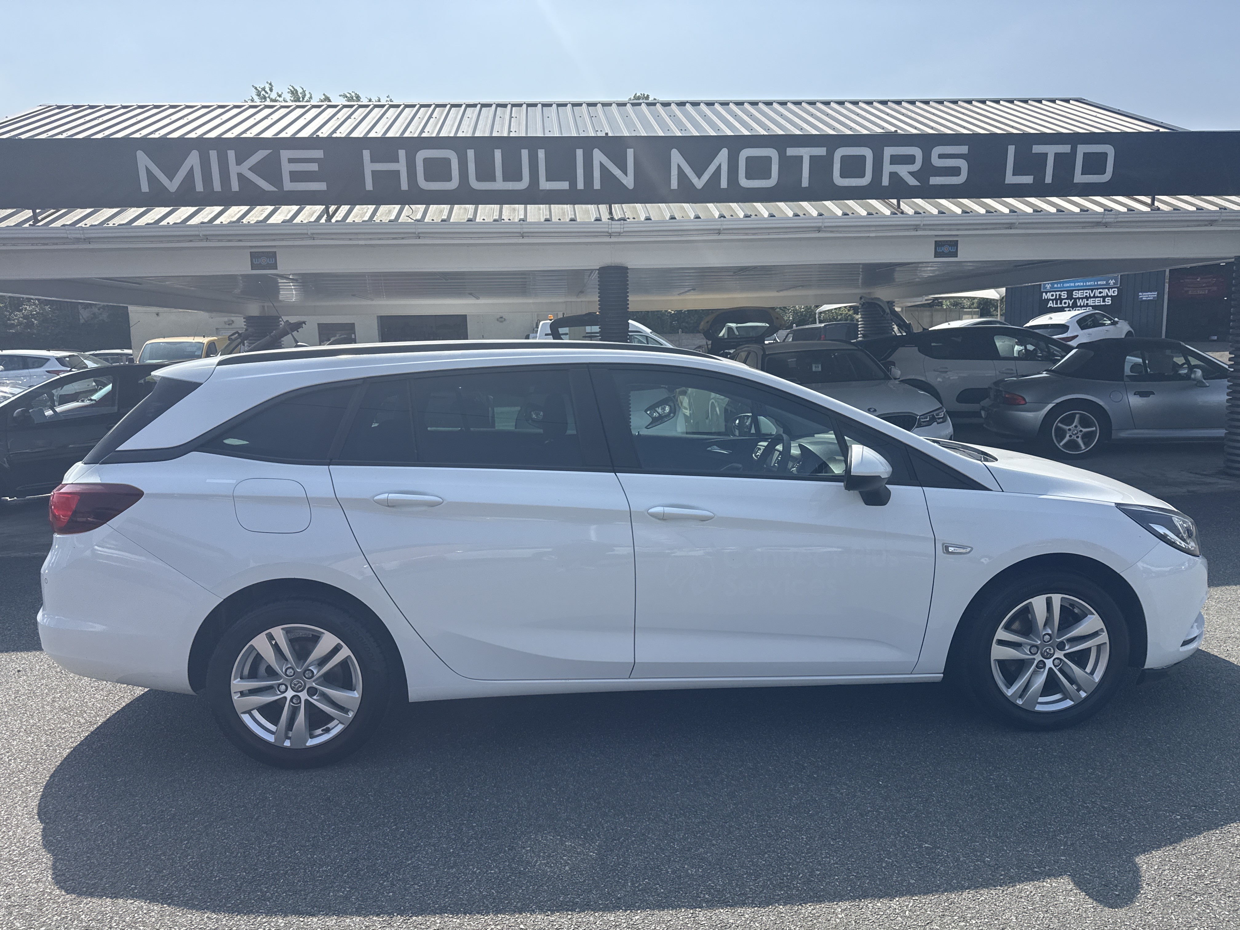 Vauxhall ASTRA CDTI 110 ECOTEC  for sale at Mike Howlin Motor Sales Pembrokeshire