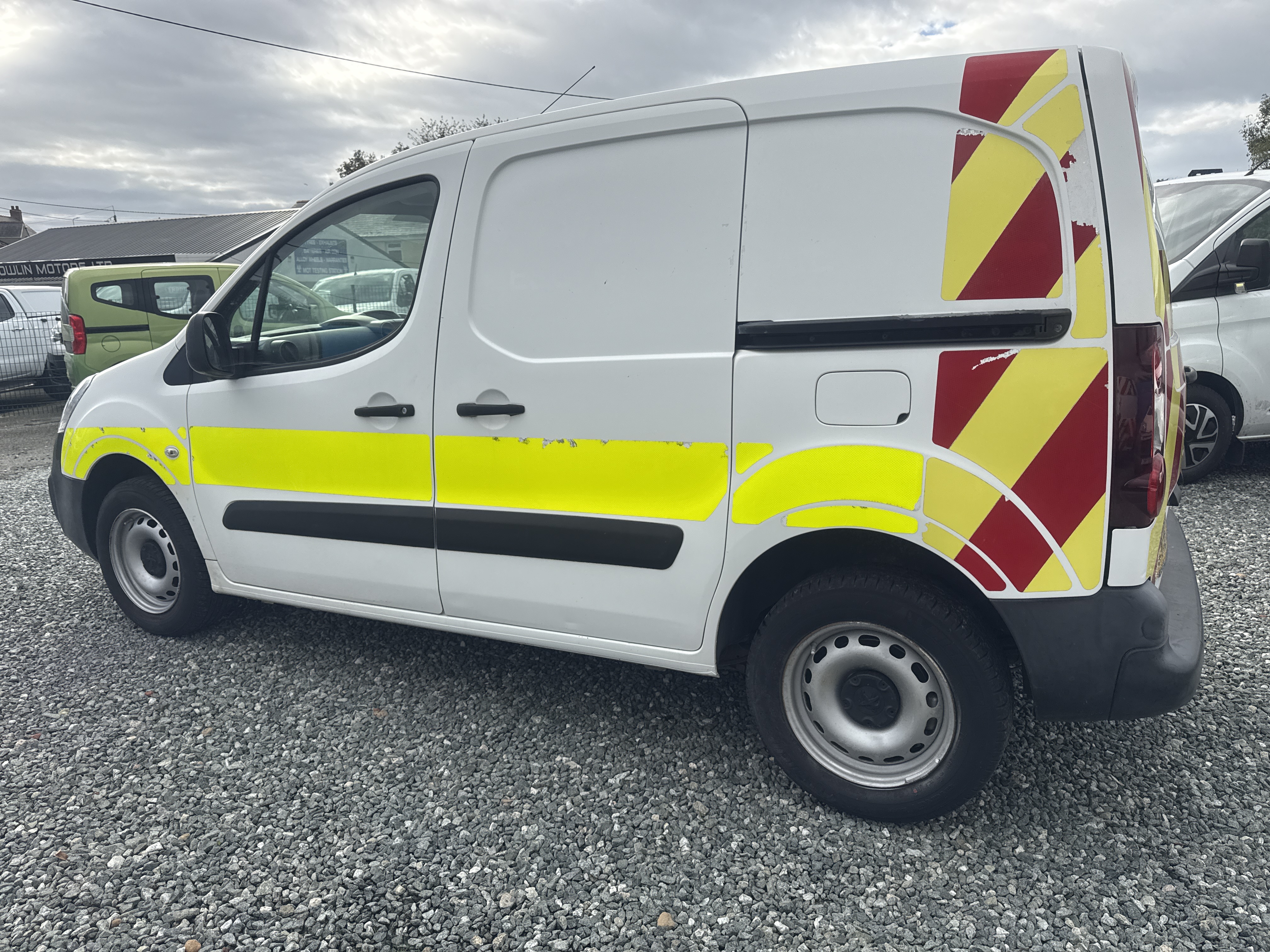 Peugeot PARTNER S L1 HDI for sale at Mike Howlin Motor Sales Pembrokeshire