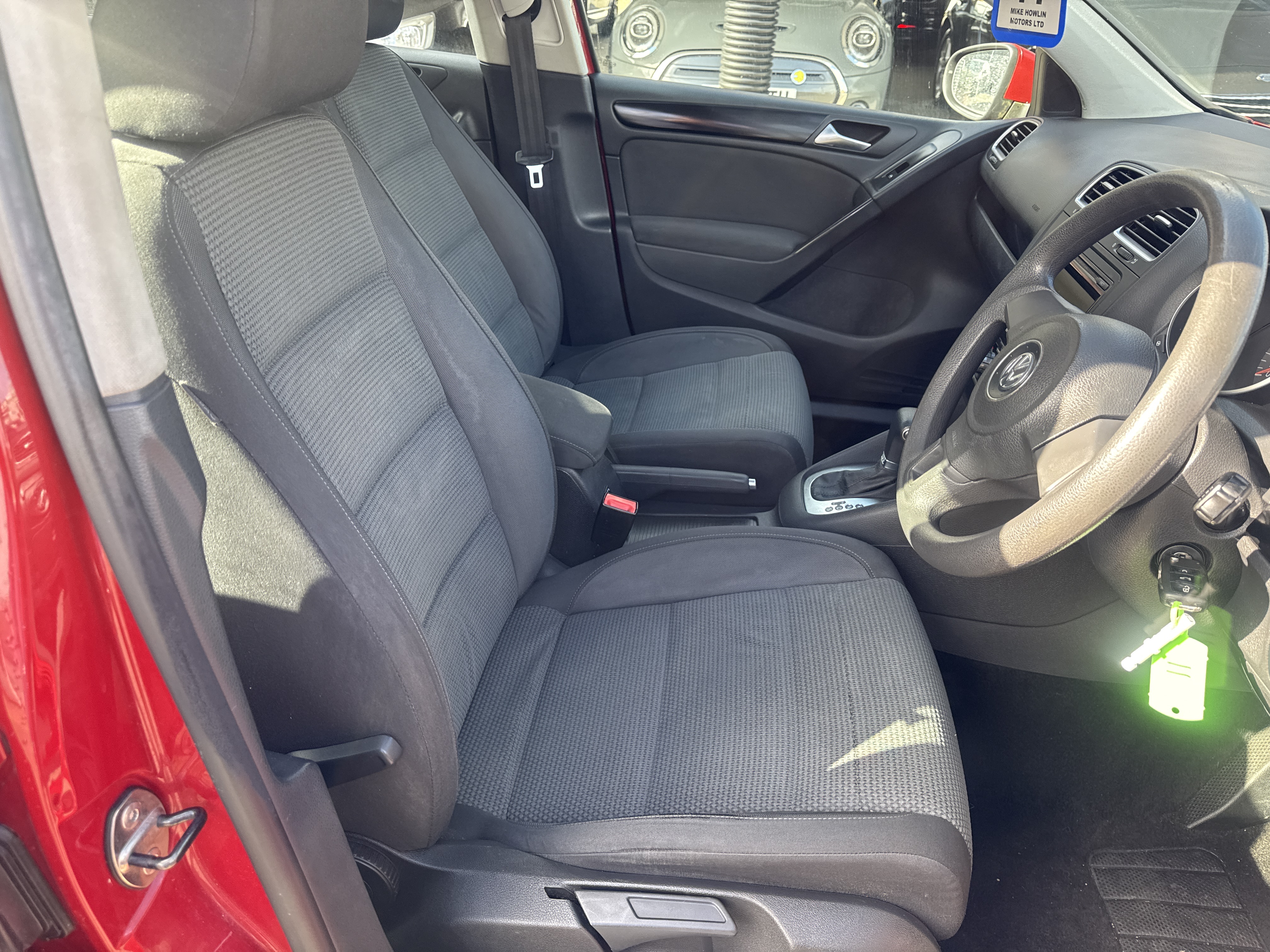 Volkswagen GOLF SE TDI AUTOMATIC for sale at Mike Howlin Motor Sales Pembrokeshire