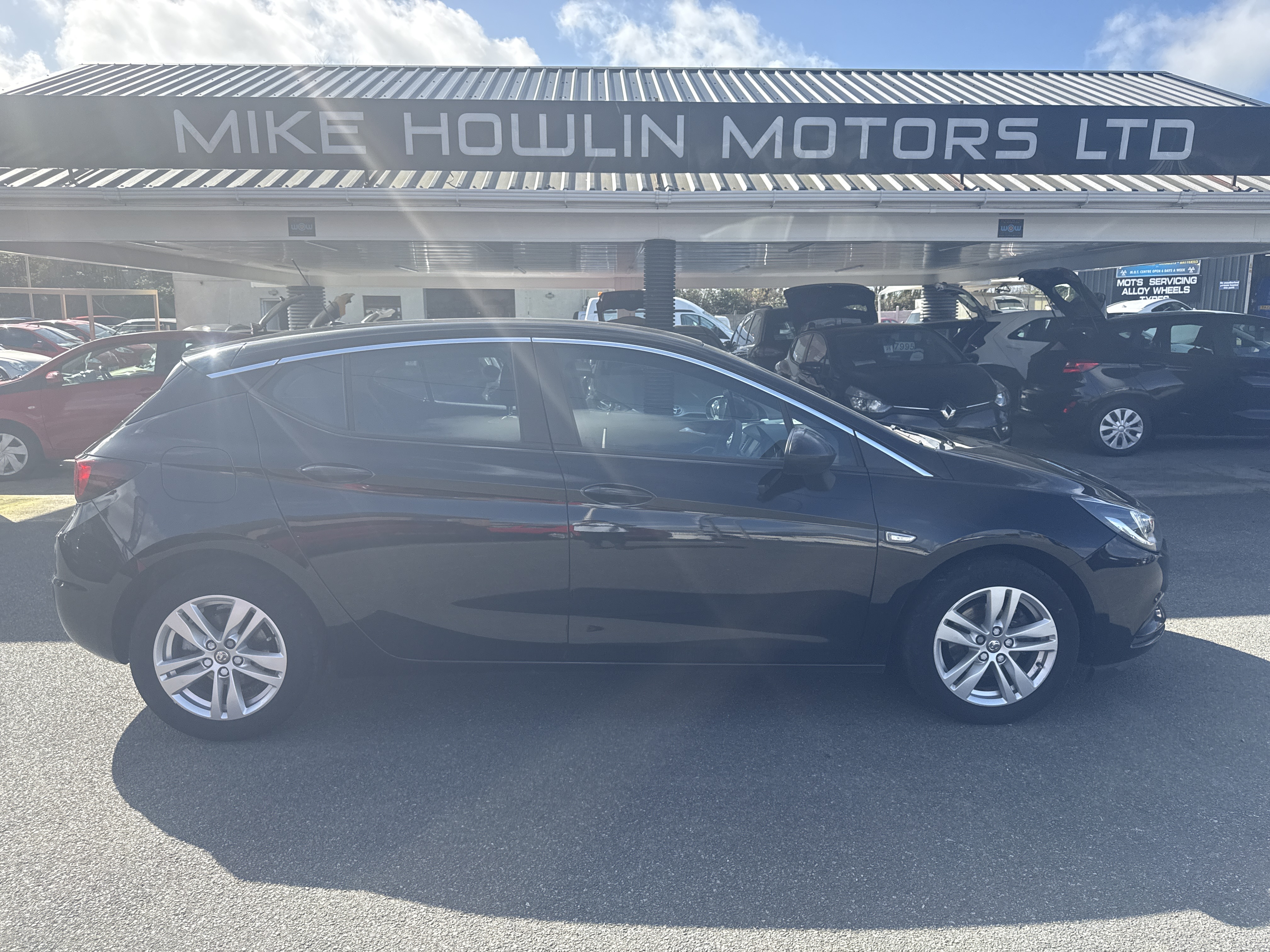 Vauxhall ASTRA DESIGN CDTI ECOFLEX  for sale at Mike Howlin Motor Sales Pembrokeshire