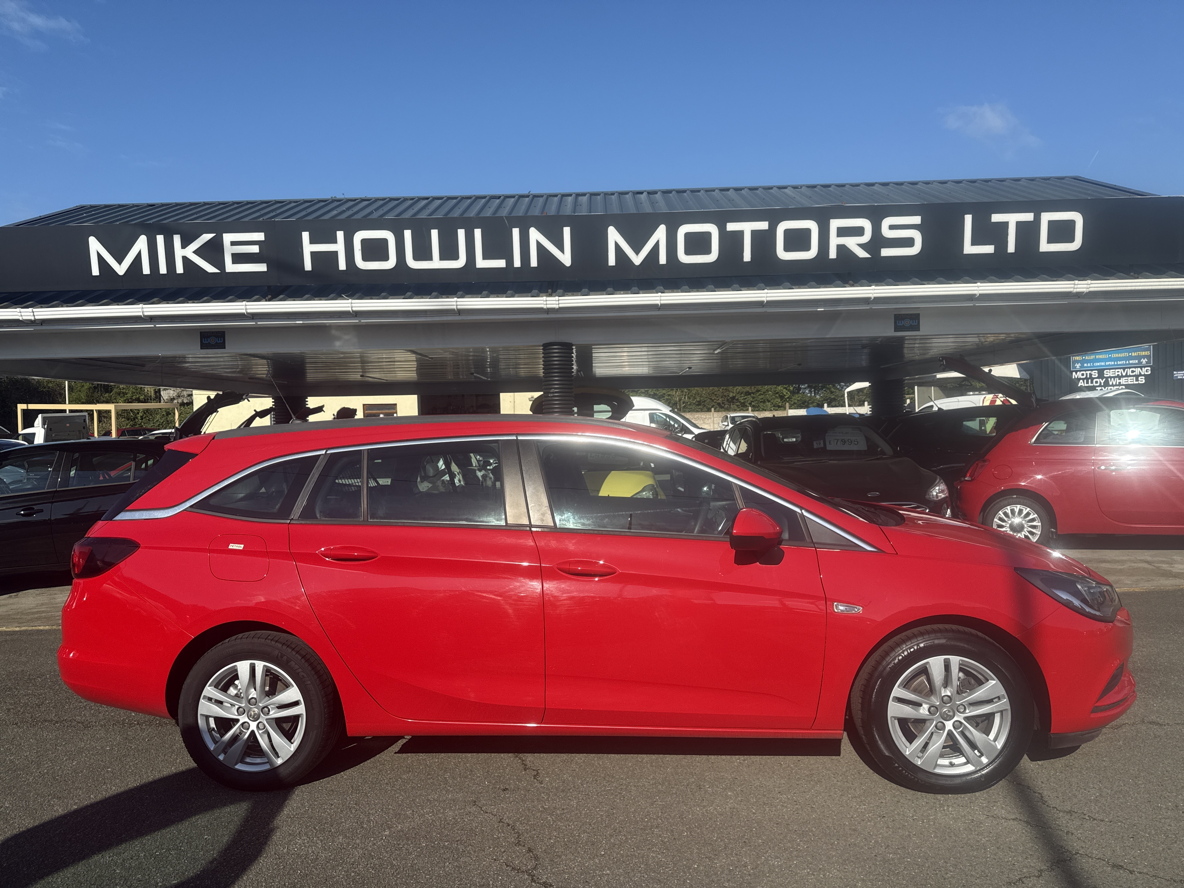 Vauxhall ASTRA DESIGN ECOTECH for sale at Mike Howlin Motor Sales Pembrokeshire