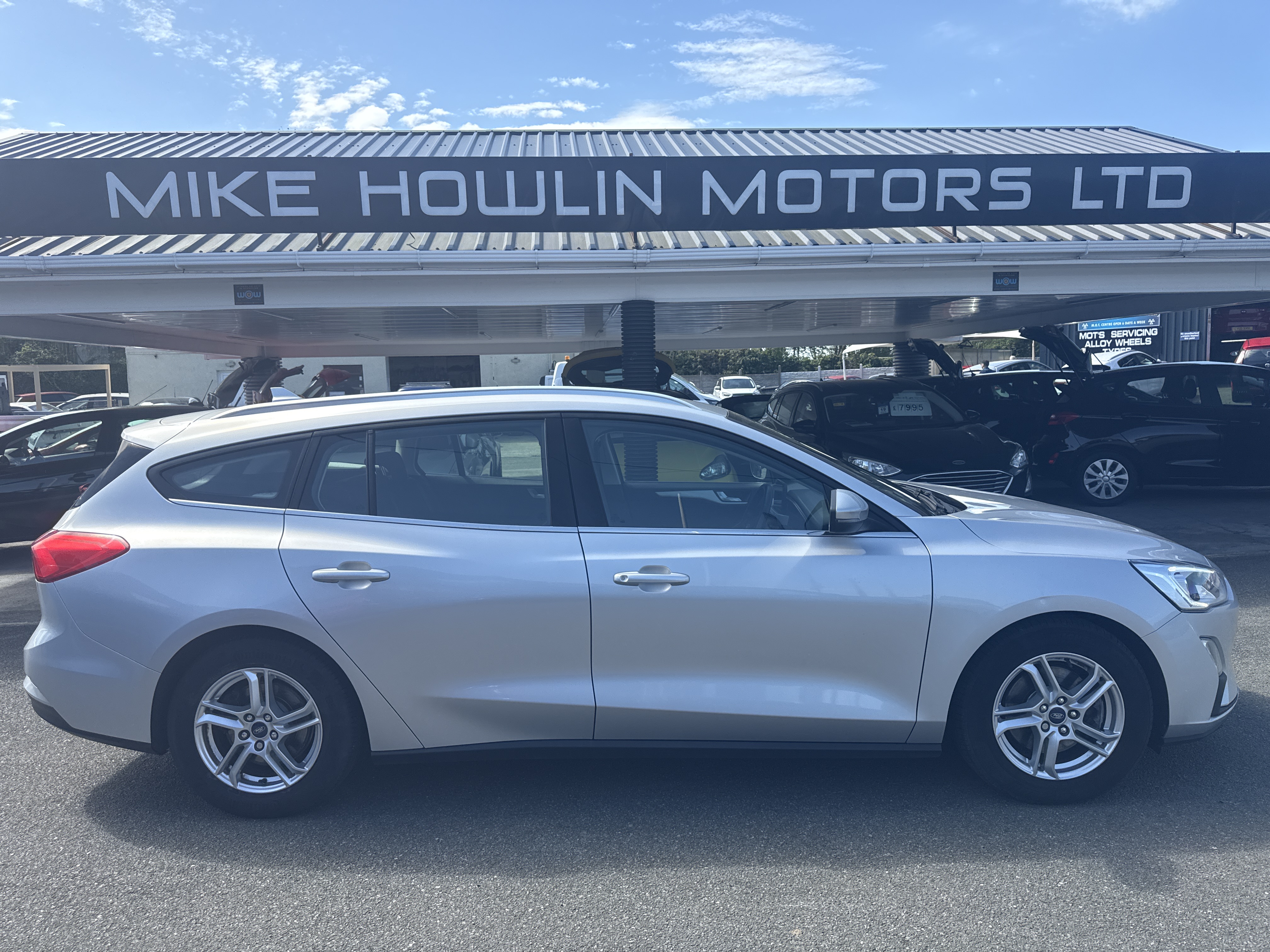 Ford FOCUS EBL 95 ZETEC TDI for sale at Mike Howlin Motor Sales Pembrokeshire