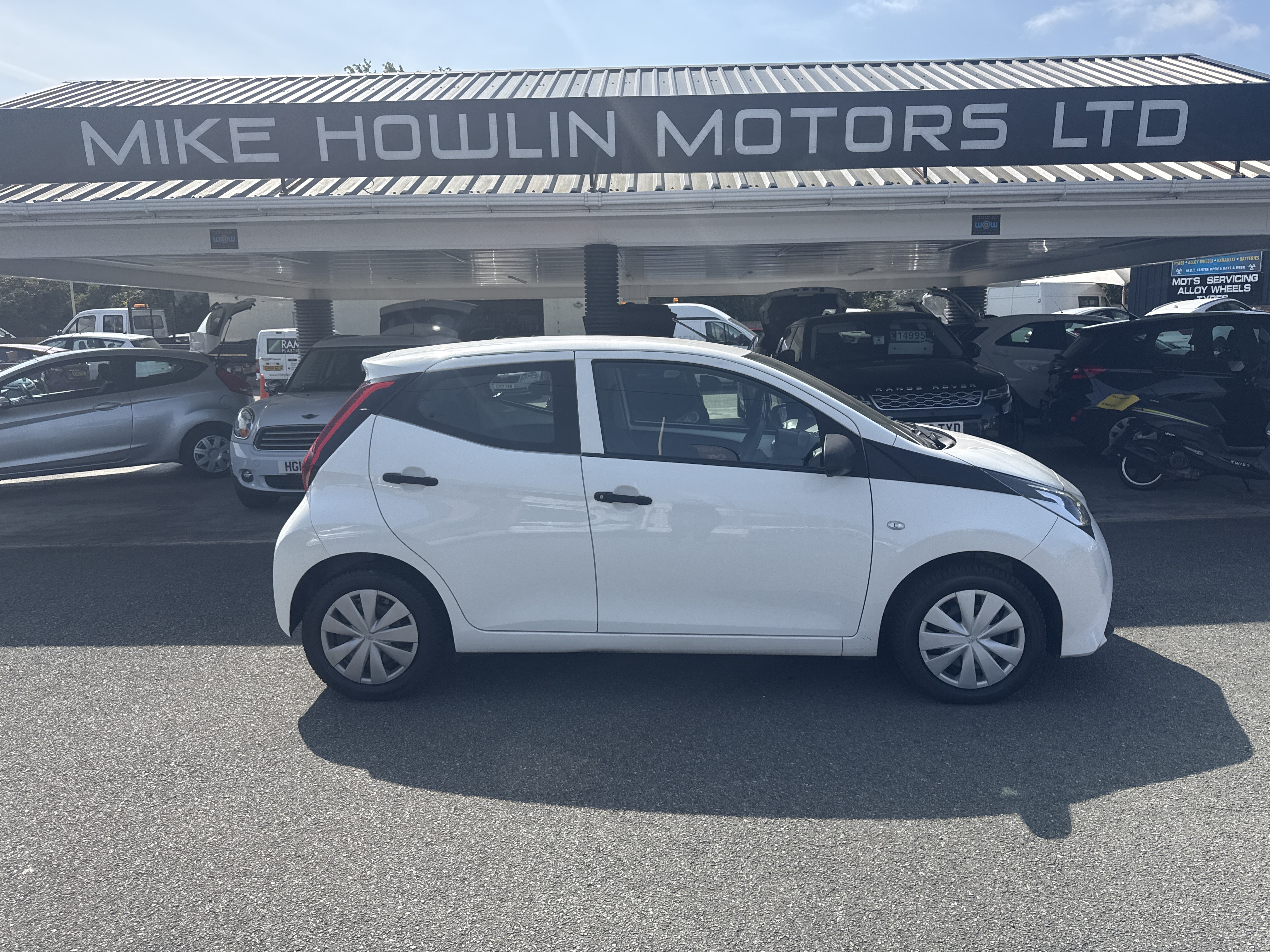 Toyota AYGO X VVTI  for sale at Mike Howlin Motor Sales Pembrokeshire