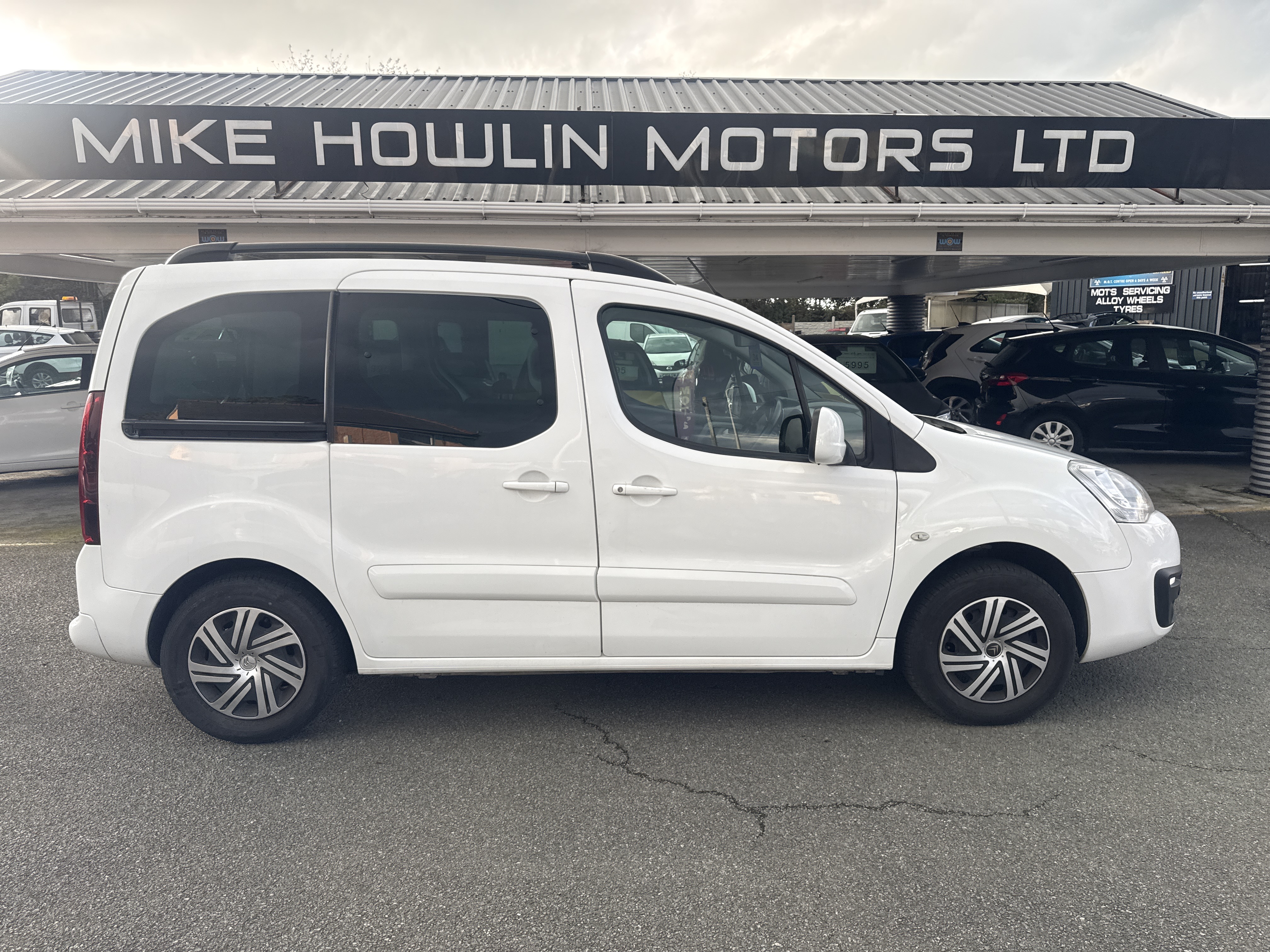 Citroen BERLINGO  FLAIR BLUE HDI (DIESEL) for sale at Mike Howlin Motor Sales Pembrokeshire