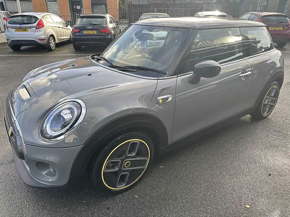 Mini COOPER S ELECTRIC LEVEL 1  for sale at Mike Howlin Motor Sales Pembrokeshire