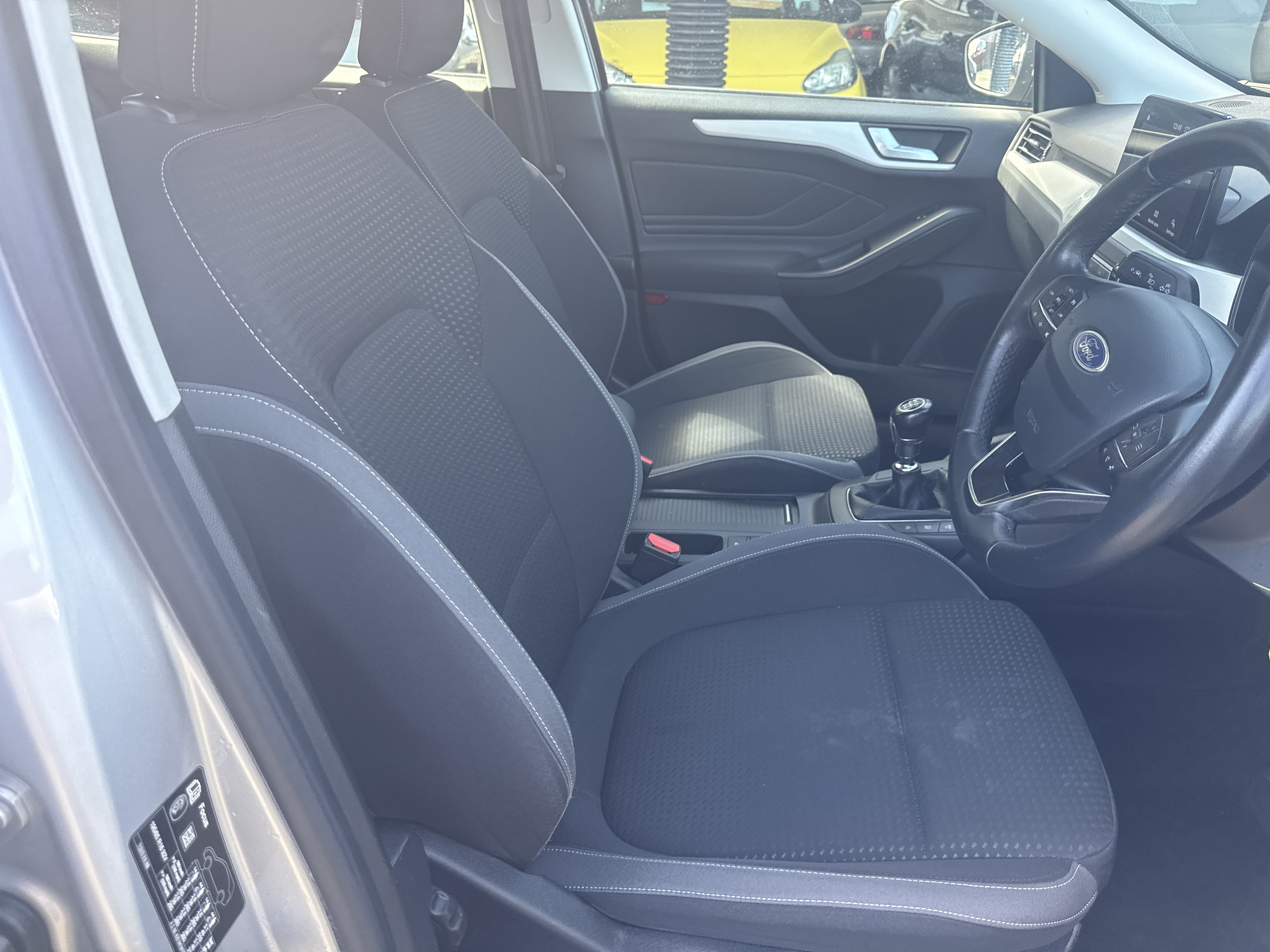 Ford FOCUS EBL 95 ZETEC TDI for sale at Mike Howlin Motor Sales Pembrokeshire